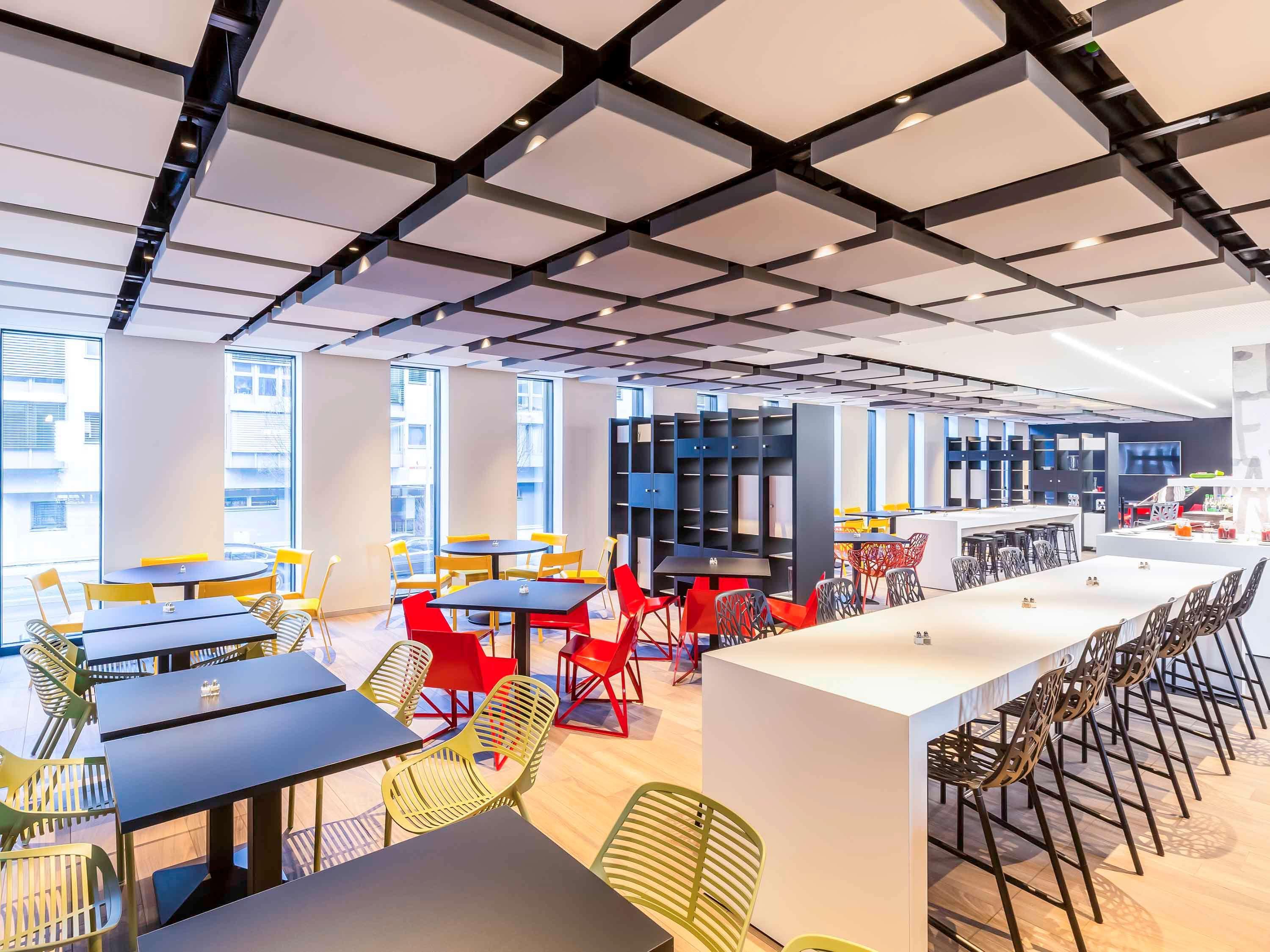 Restaurant ibis Styles Basel City