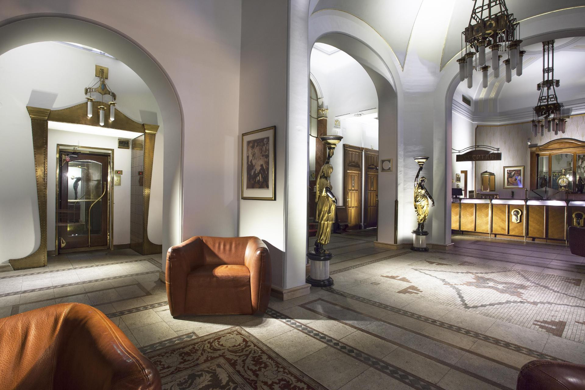 Vista Lobby Hotel Paris Prague