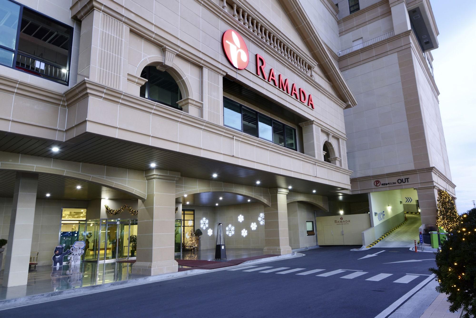 Vista Exterior Ramada Sokcho Hotel