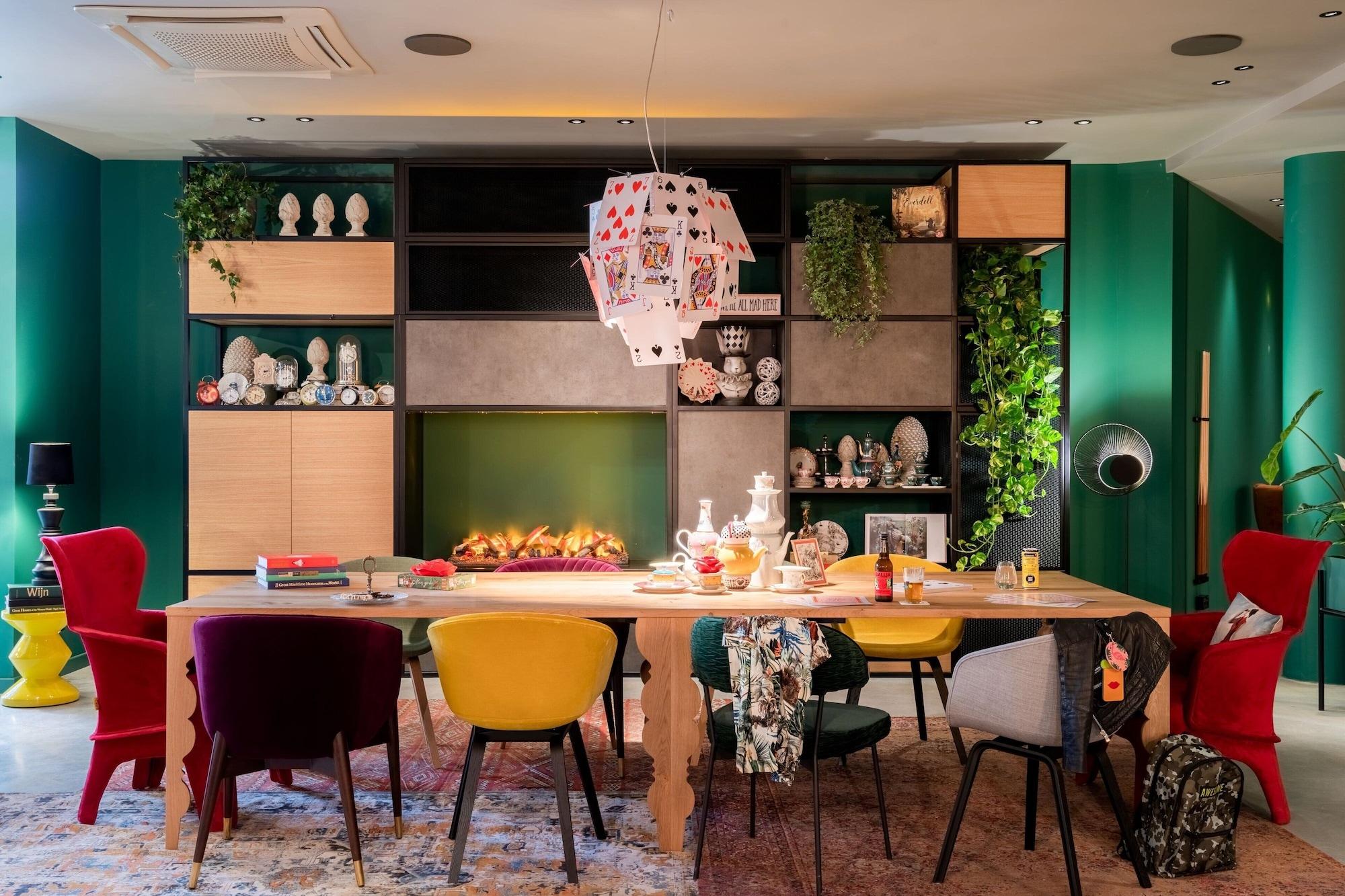 Vista Exterior Moxy Paris Val D’Europe