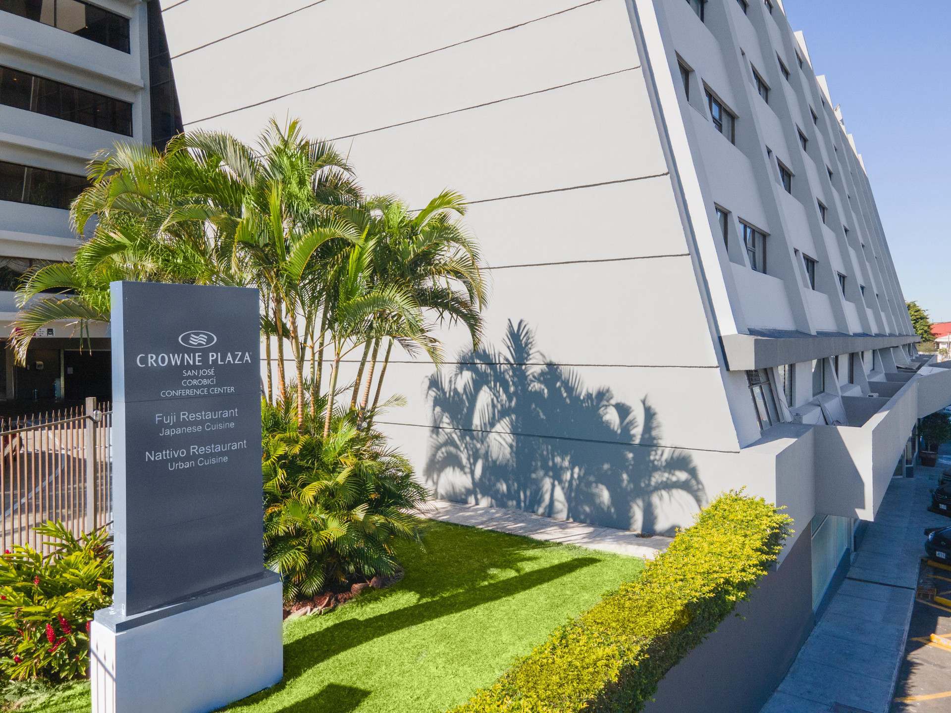 Vista Exterior Crowne Plaza San Jose La Sabana by IHG