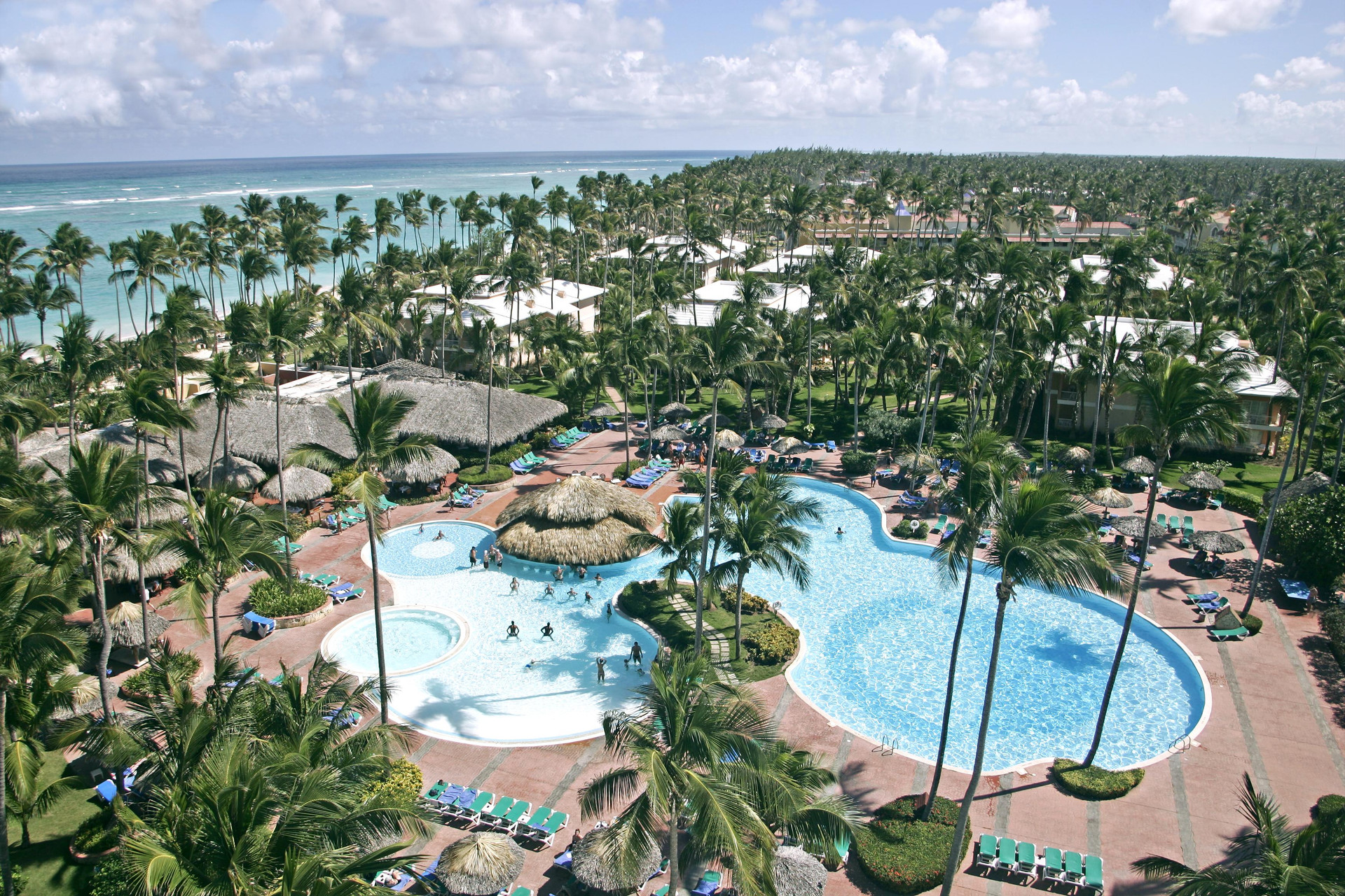 Vista Piscina Grand Palladium Palace Resort Spa & Casino