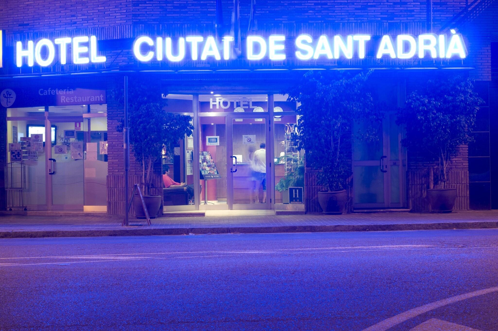 Vista Exterior Ciutat de Sant Adria
