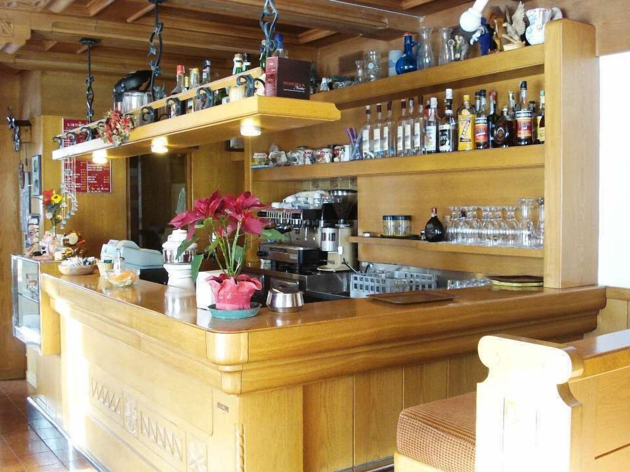 Bar/Salón Hotel Ciamol