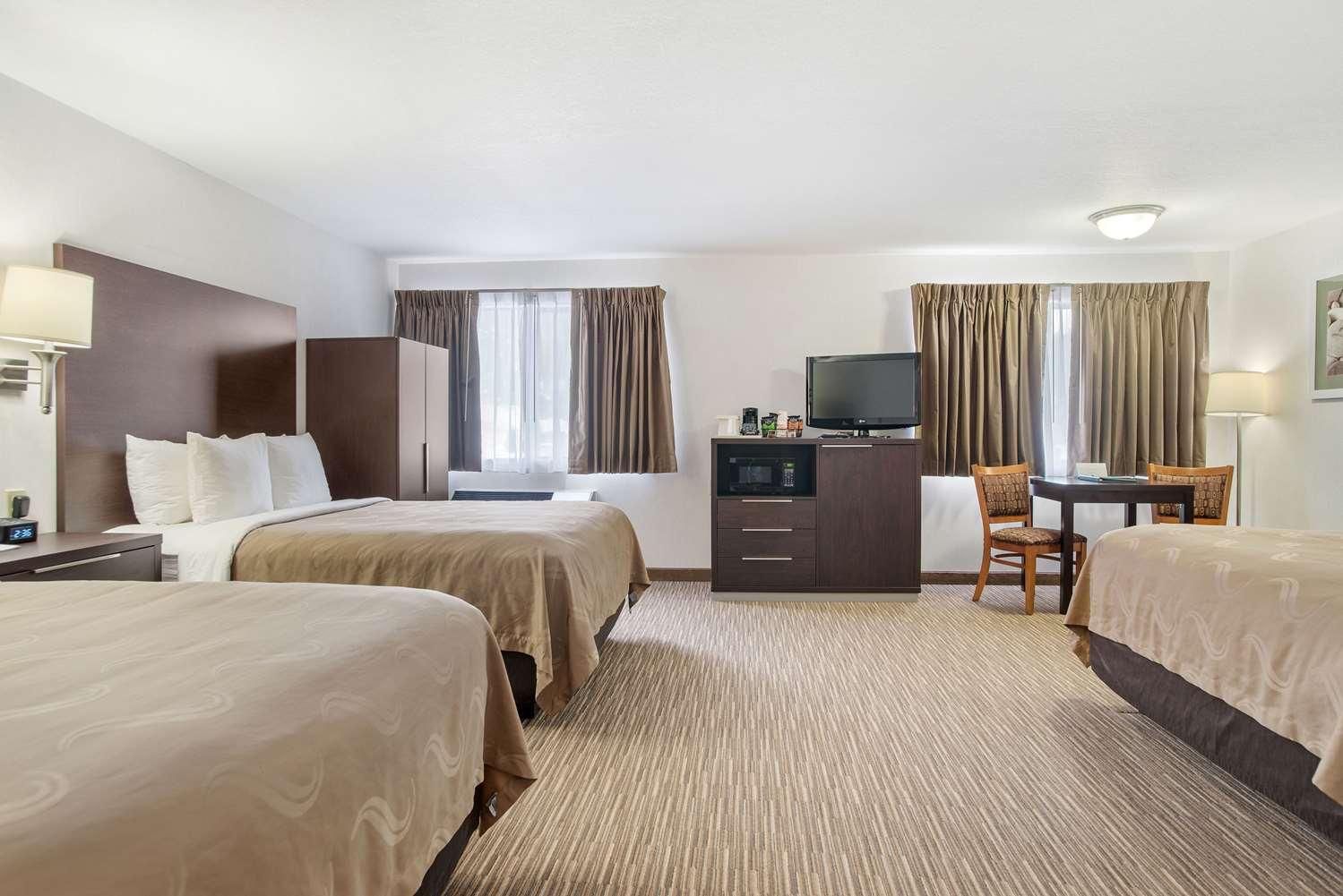 Suite Quality Inn Near Mount Rushmore