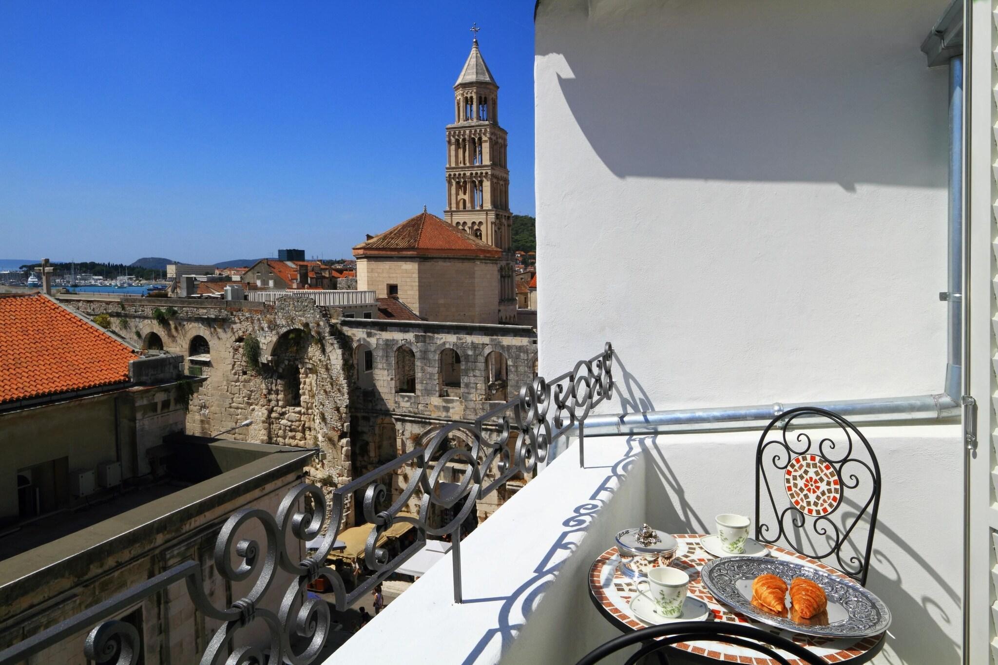 Vista Exterior La Porta Luxury Rooms