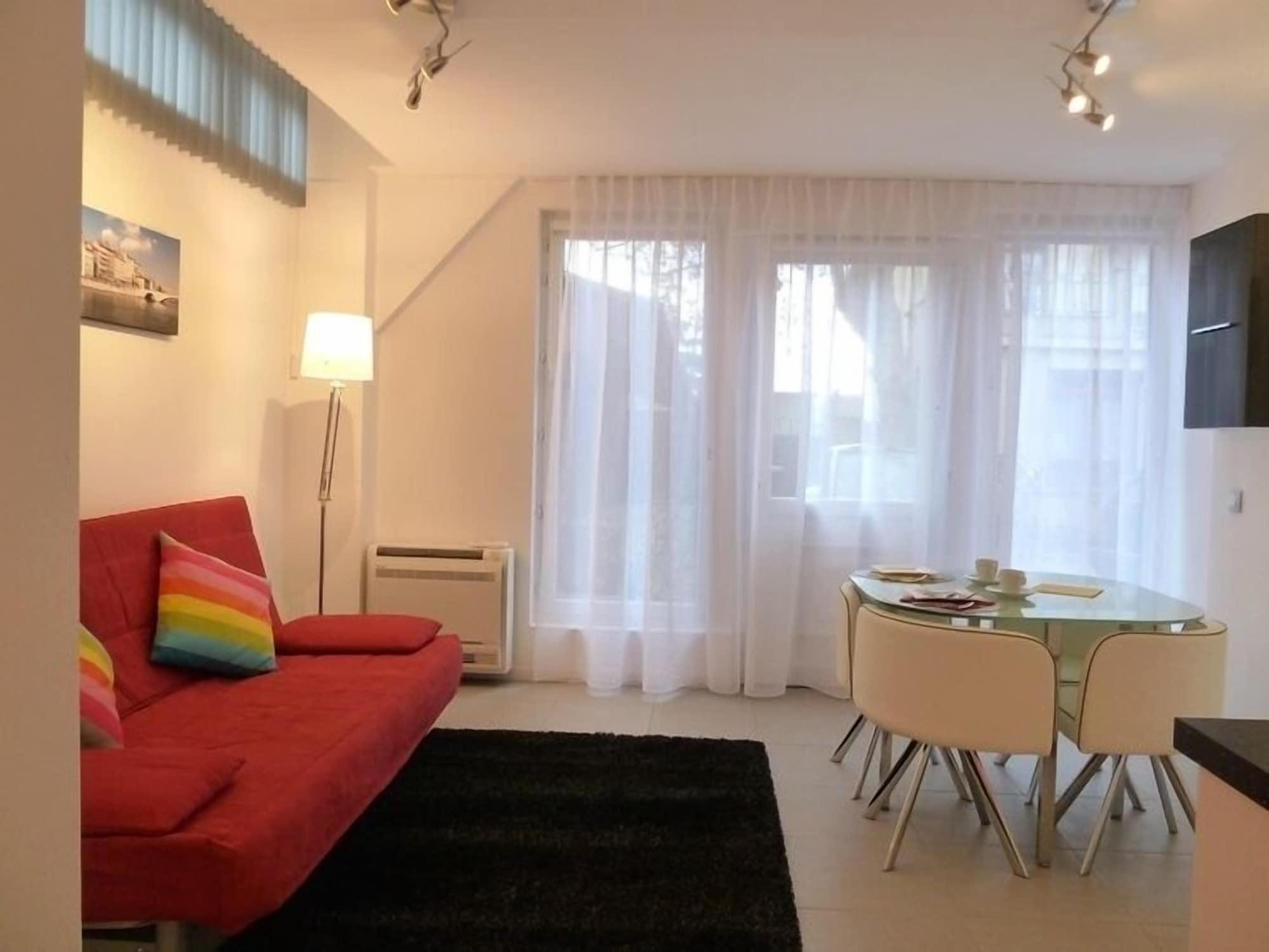 Comodidades del Alojamiento Le Clos Feuillat