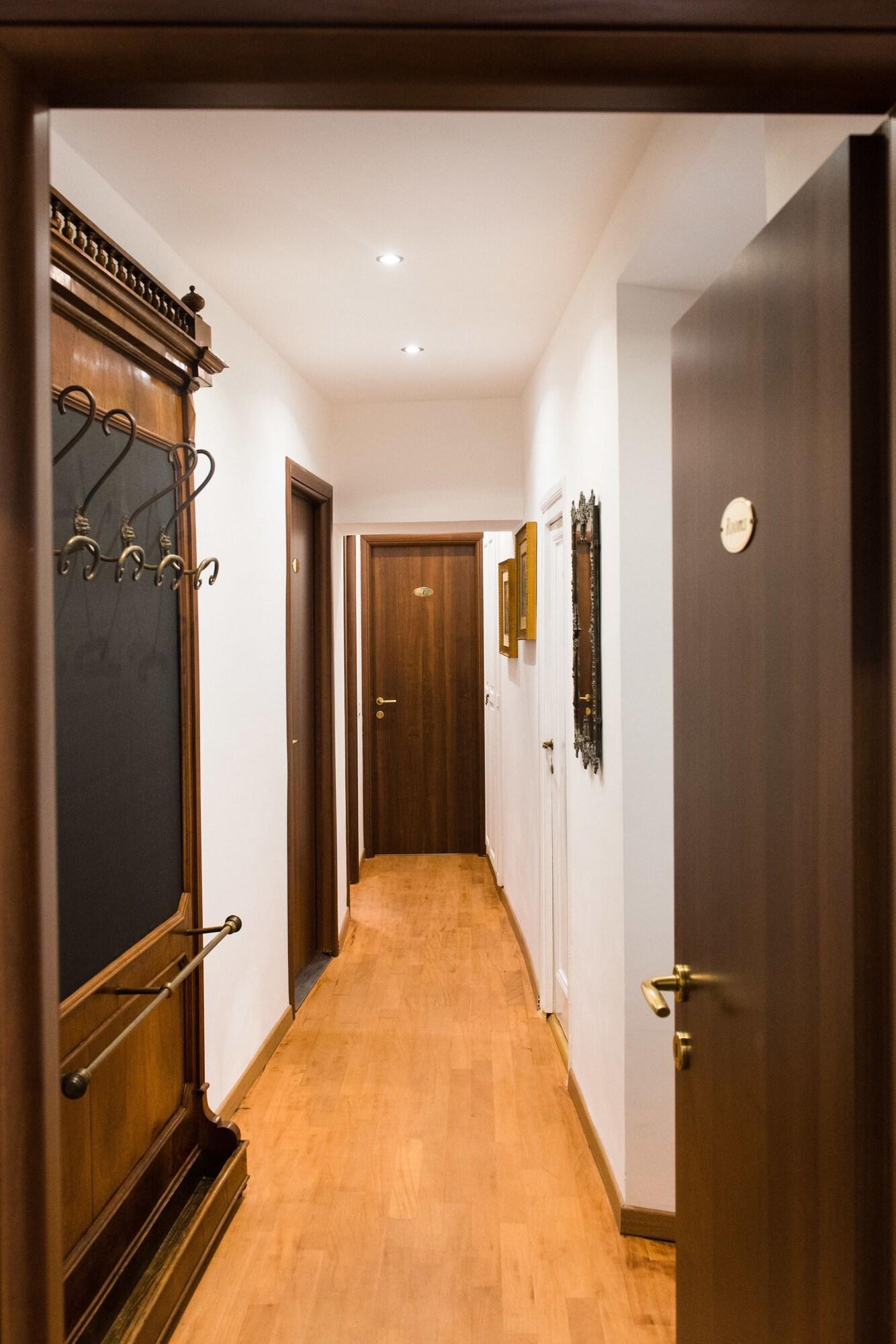 Vista Lobby Domus Popolo