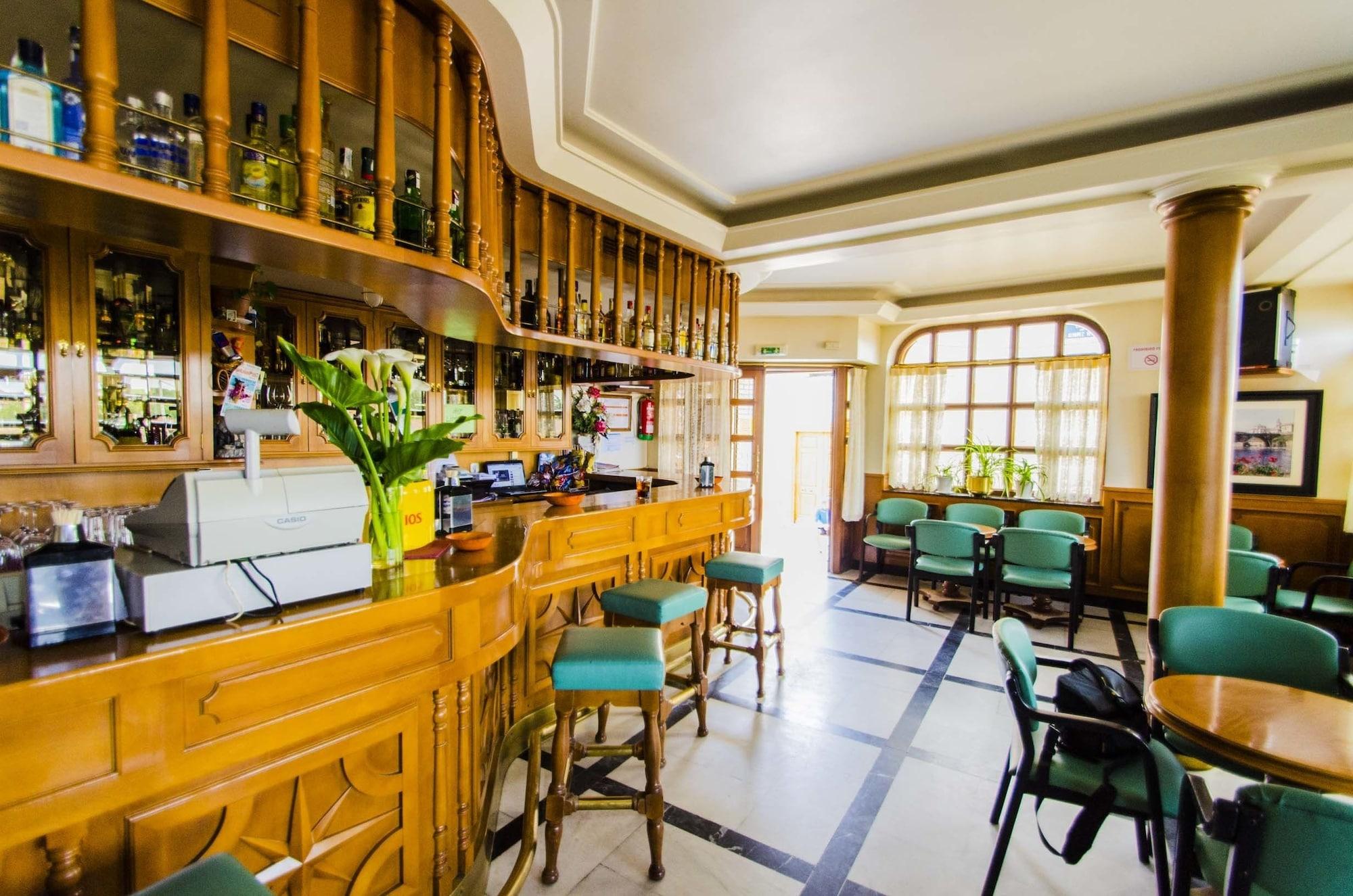 Bar/Salón Hostal Don Suero de Quiñones