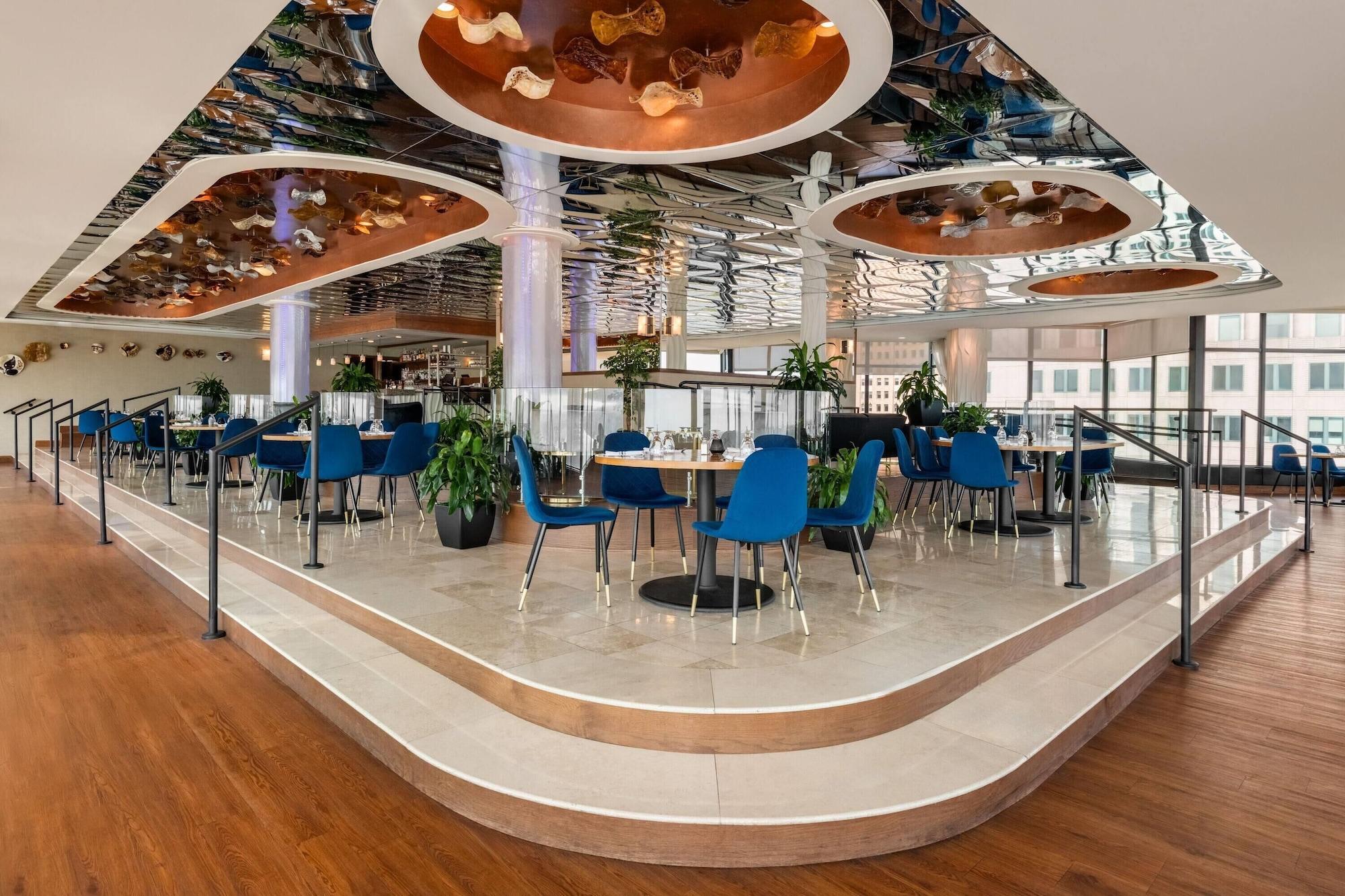 Restaurant Fort Pontchartrain Detroit, a Wyndham Hotel