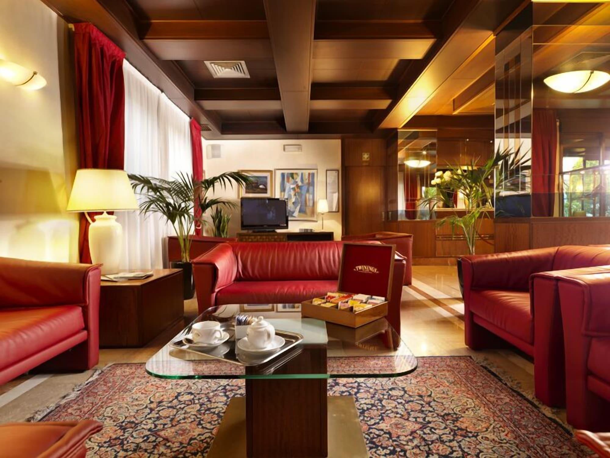 Bar/Salón Hotel Al Pino Verde