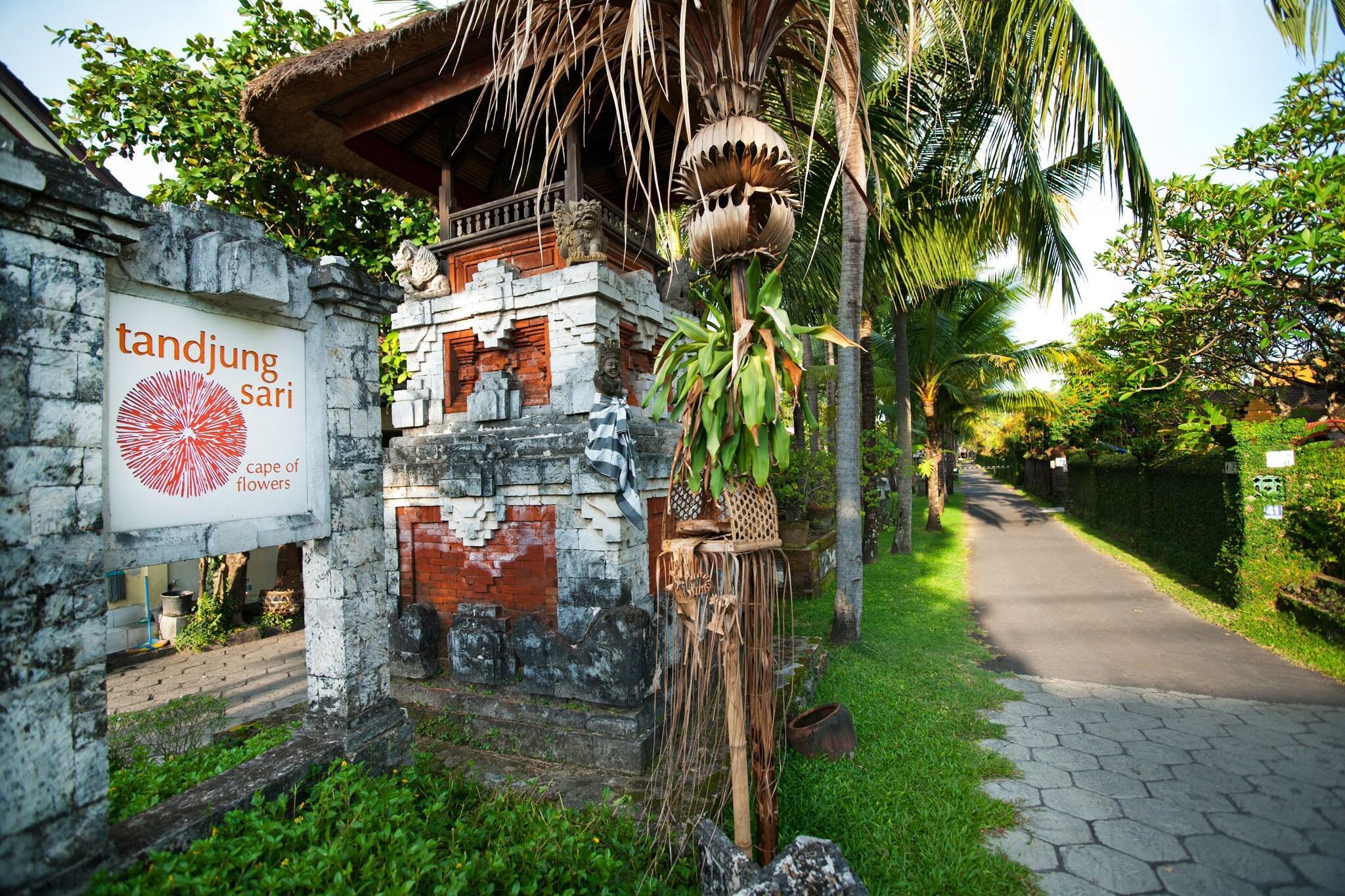 Vista Exterior Tandjung Sari