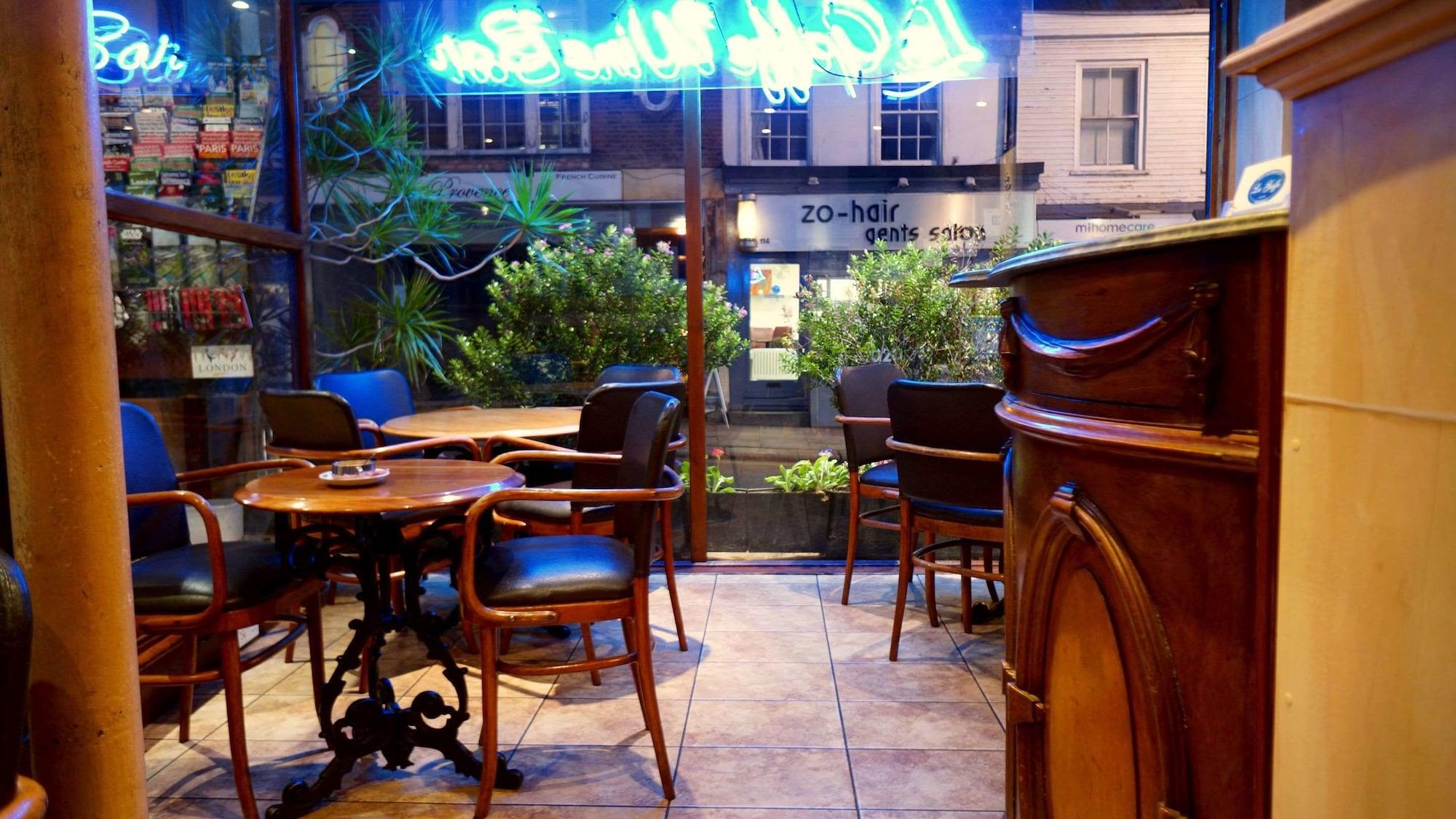 Bar/Salón La Gaffe