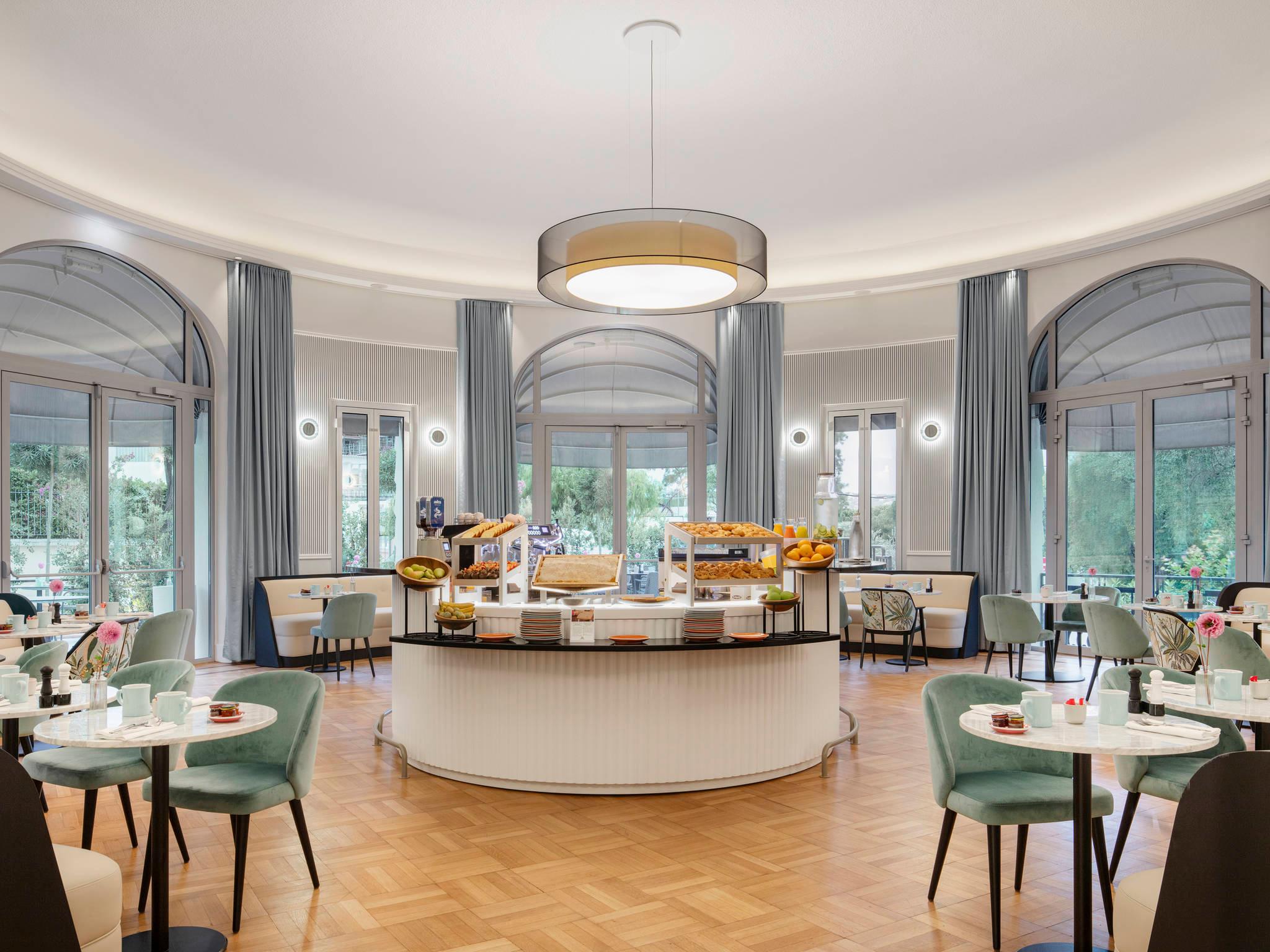 Bar/Salón The 1932 Hotel & Spa Cap d'Antibes - MGallery.