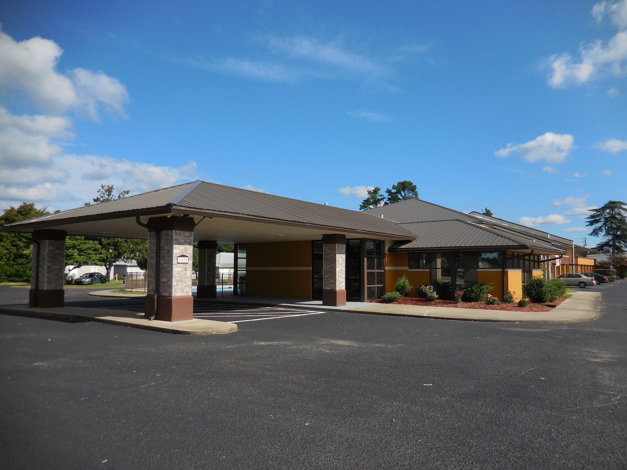 Vista Exterior Quality Inn Pinehurst Area