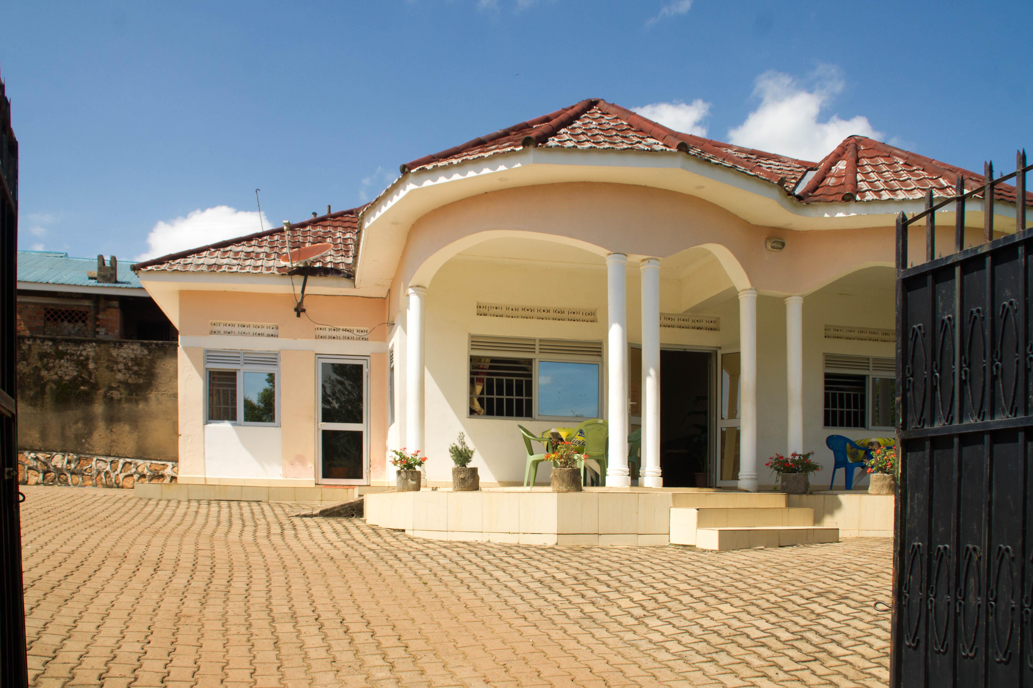 Vista Exterior Marphie Hotel Rukungiri
