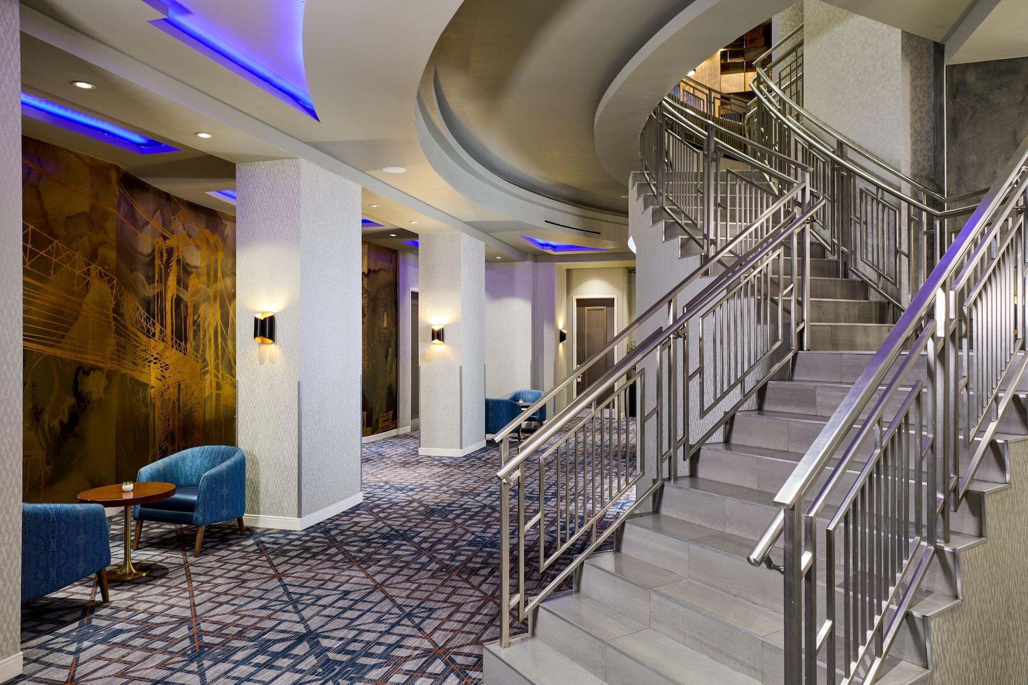 Vista Lobby Sheraton Brooklyn New York Hotel