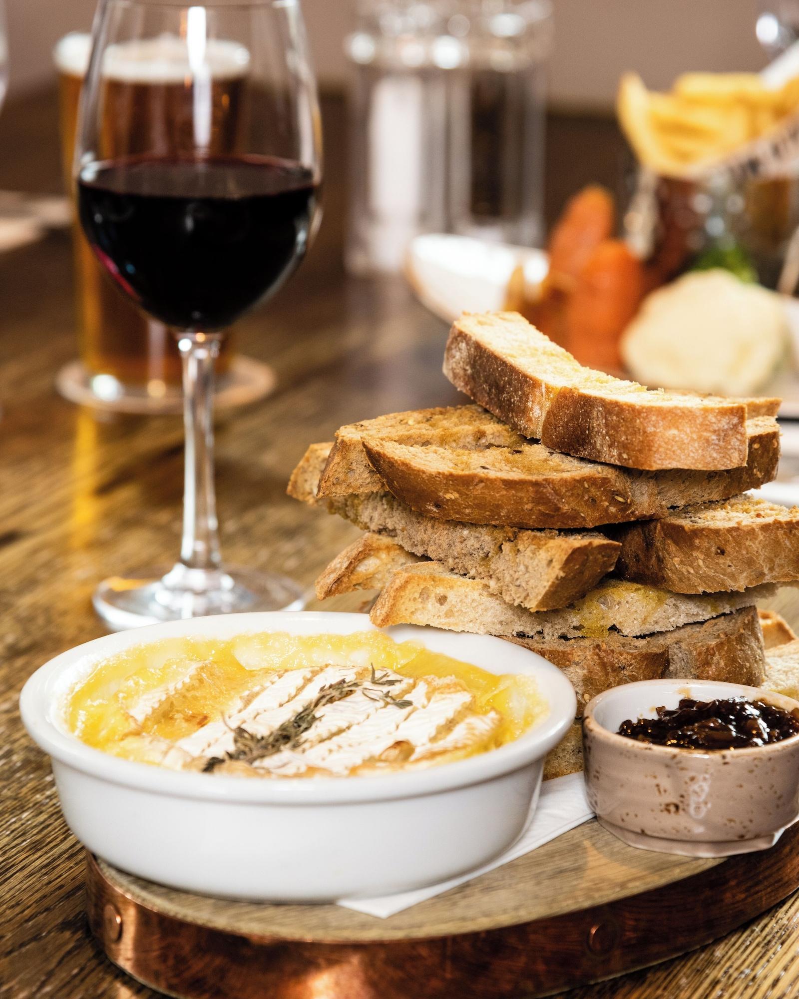 Restaurant The Old Mill Inn