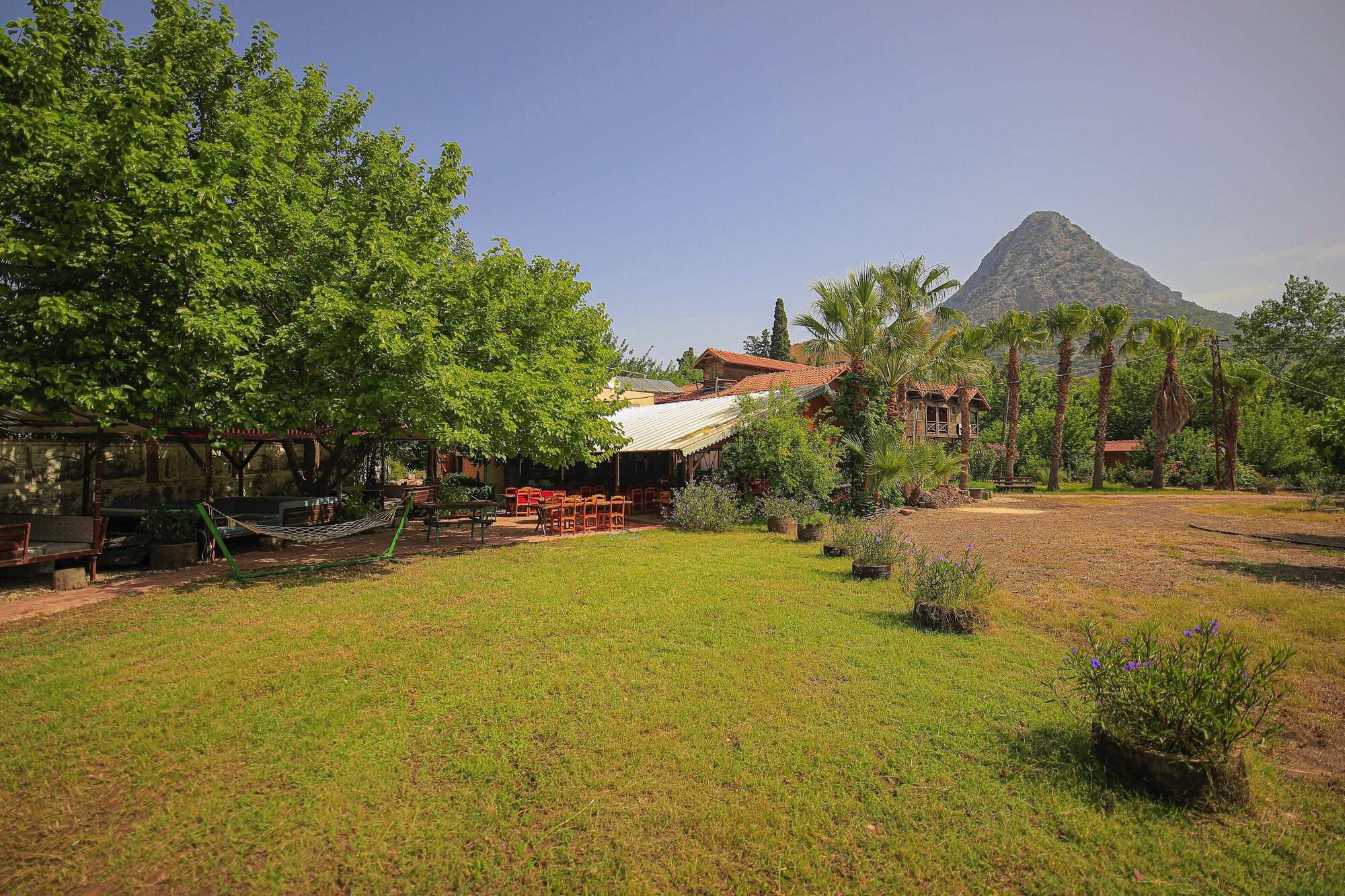 Restaurant YAVUZ MOTEL ADRASAN