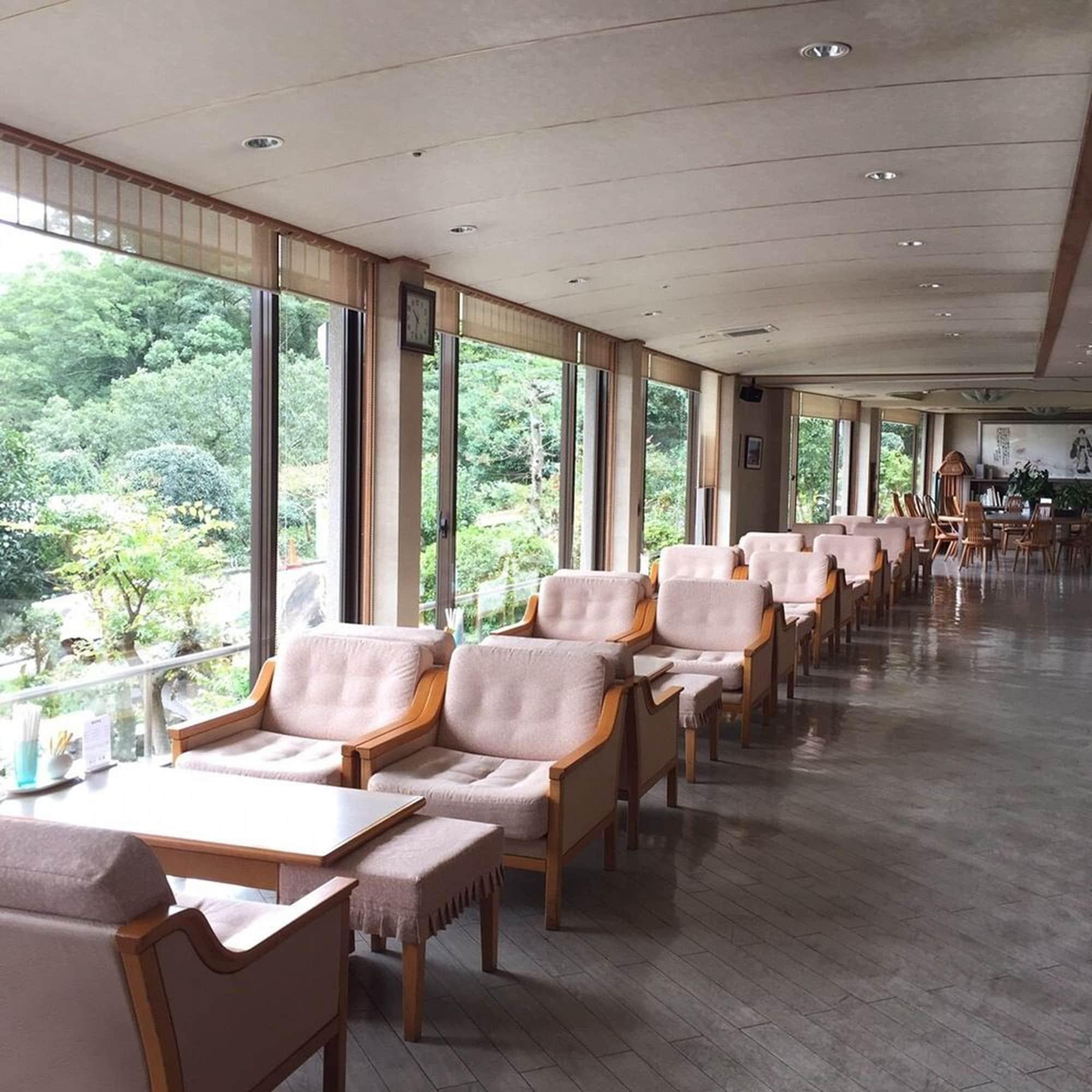 Bar/Salón Senpokaku