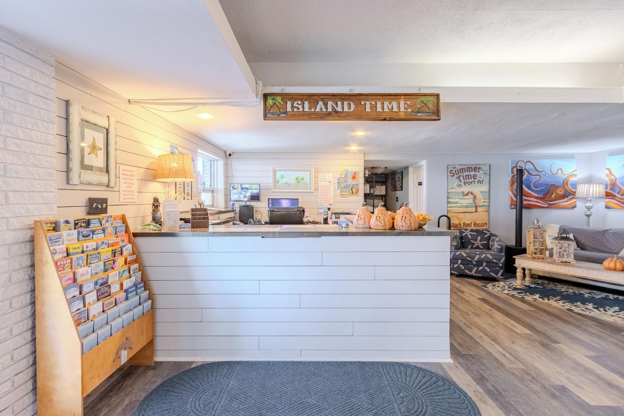 Varios Shark Reef Resort Motel & Cottages