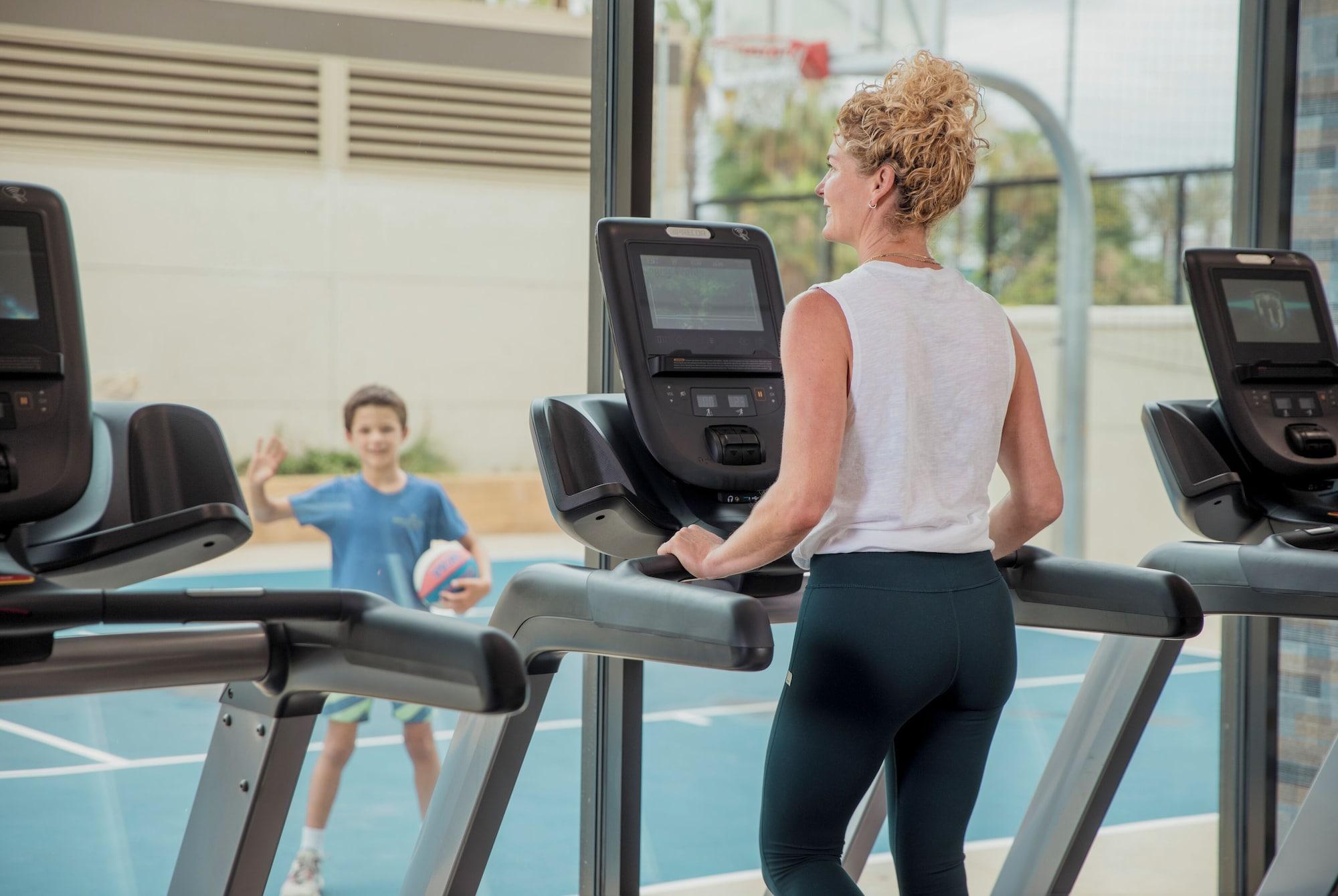 Gimnasio Anaheim Suites Hotel