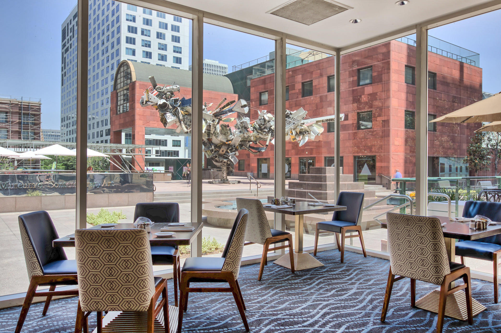 Bar/Salón Omni Los Angeles Hotel at California Plaza