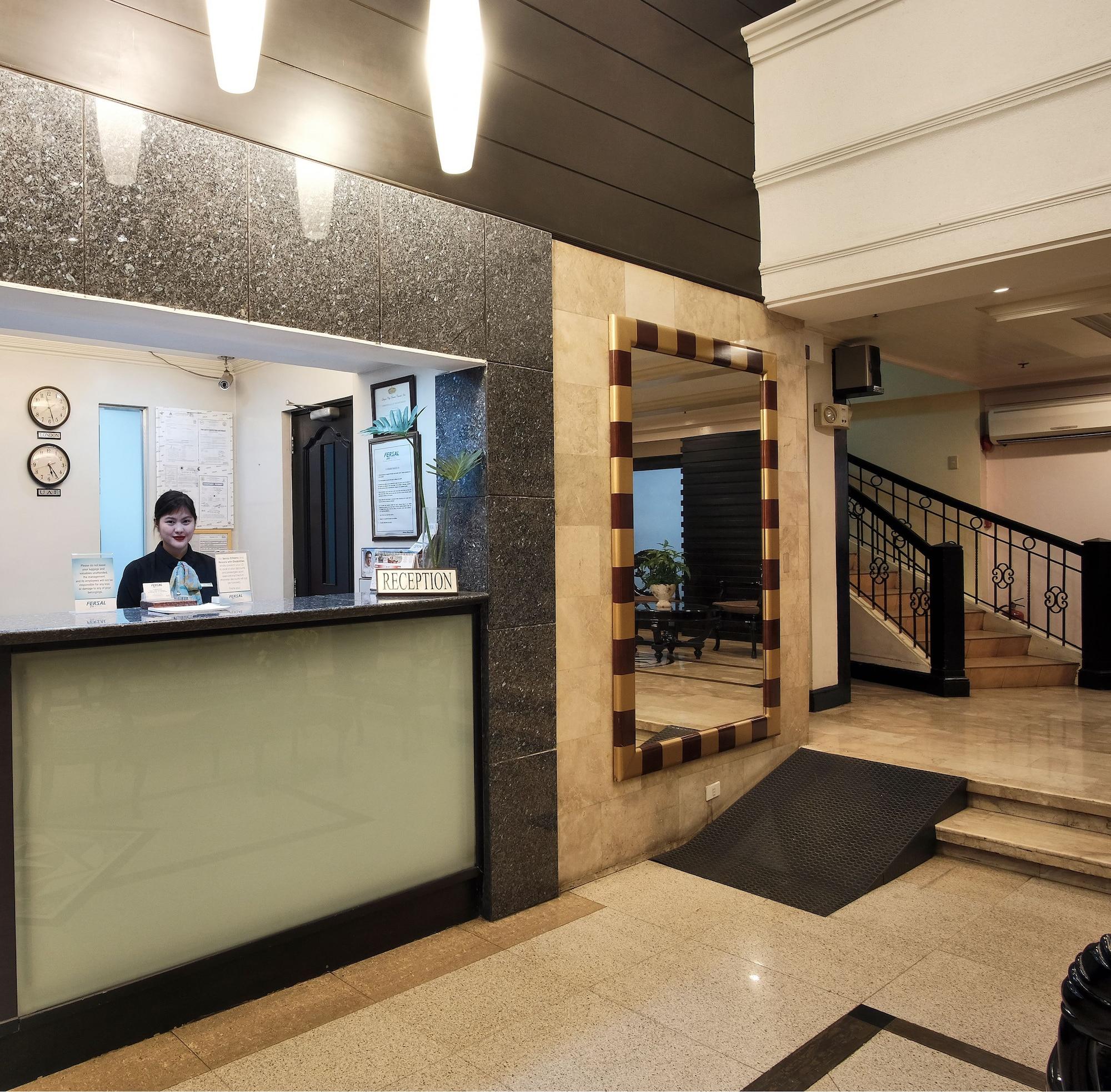 Vista Lobby Fersal Hotel Malakas