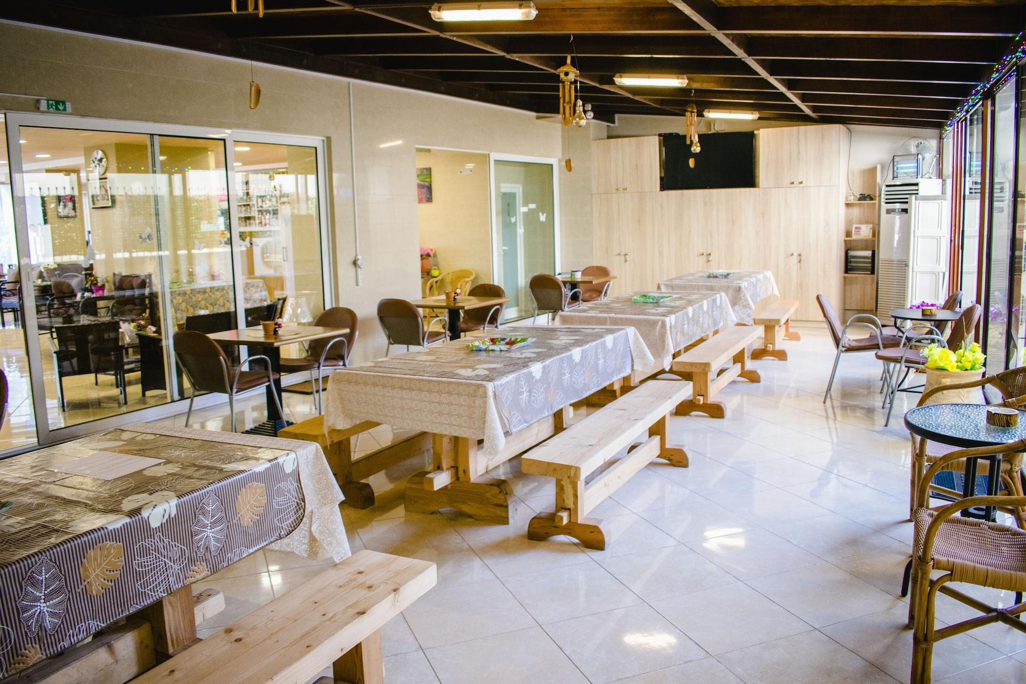 Restaurant Nikolakakis Rooms Lavrio