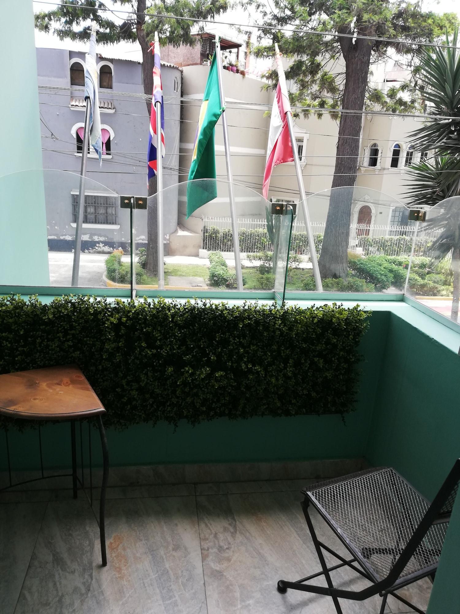 Equipamiento de Habitación Hotel Residencial Alfa