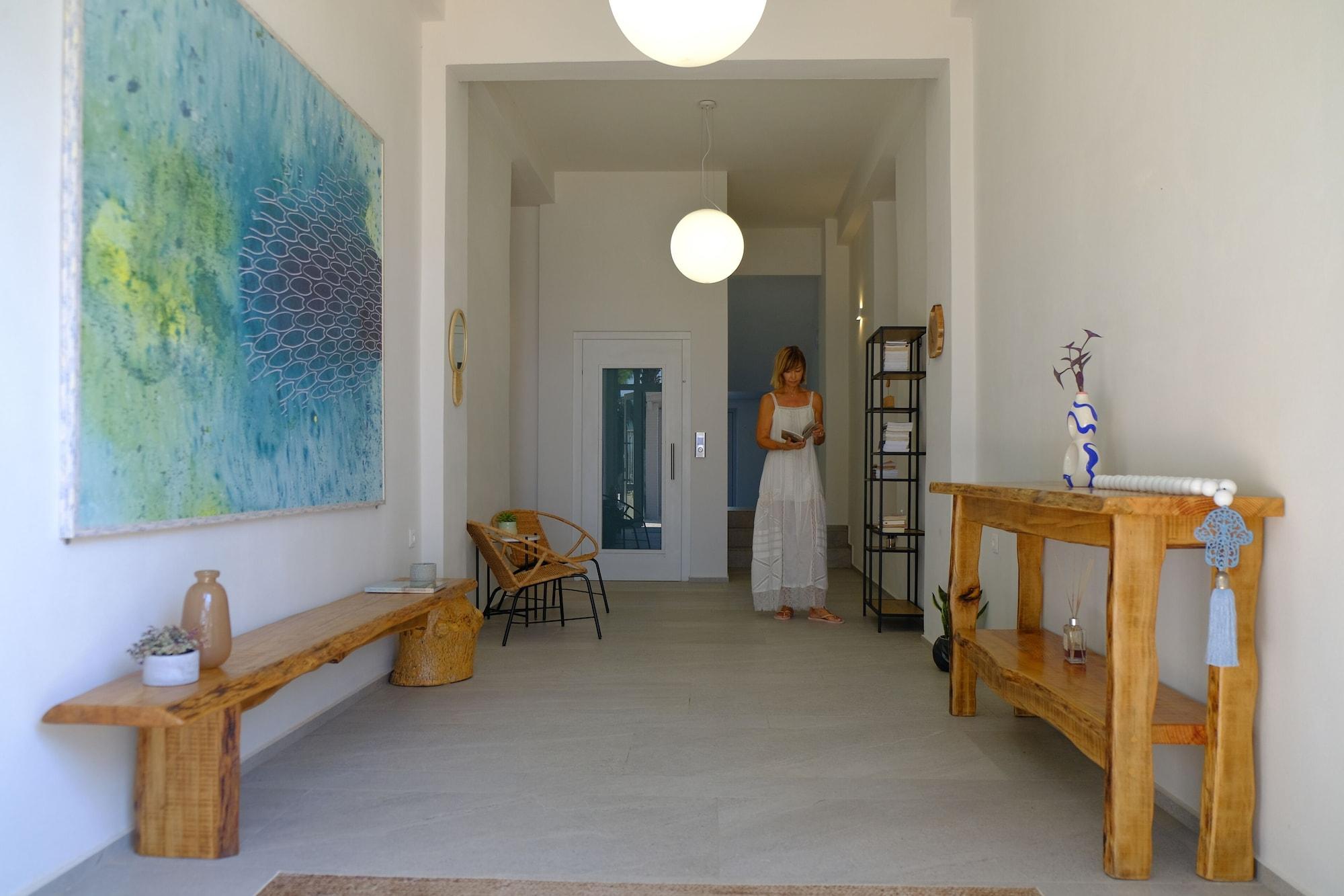 Vista Lobby Evia Bay Suites & Retreats