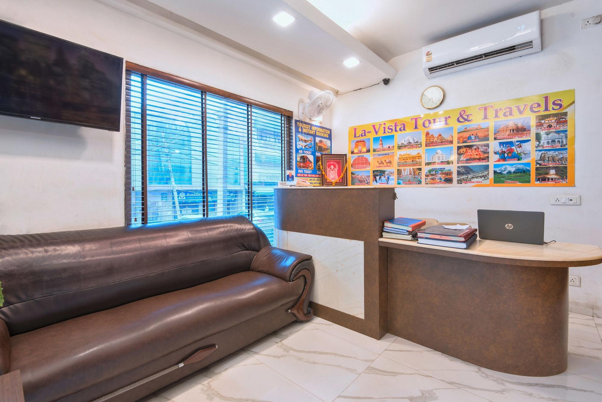 Vista Lobby Hotel La Vista