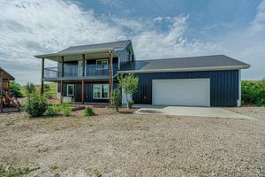 Alojamiento - Country Living with Modern Amenities and Hot Tub