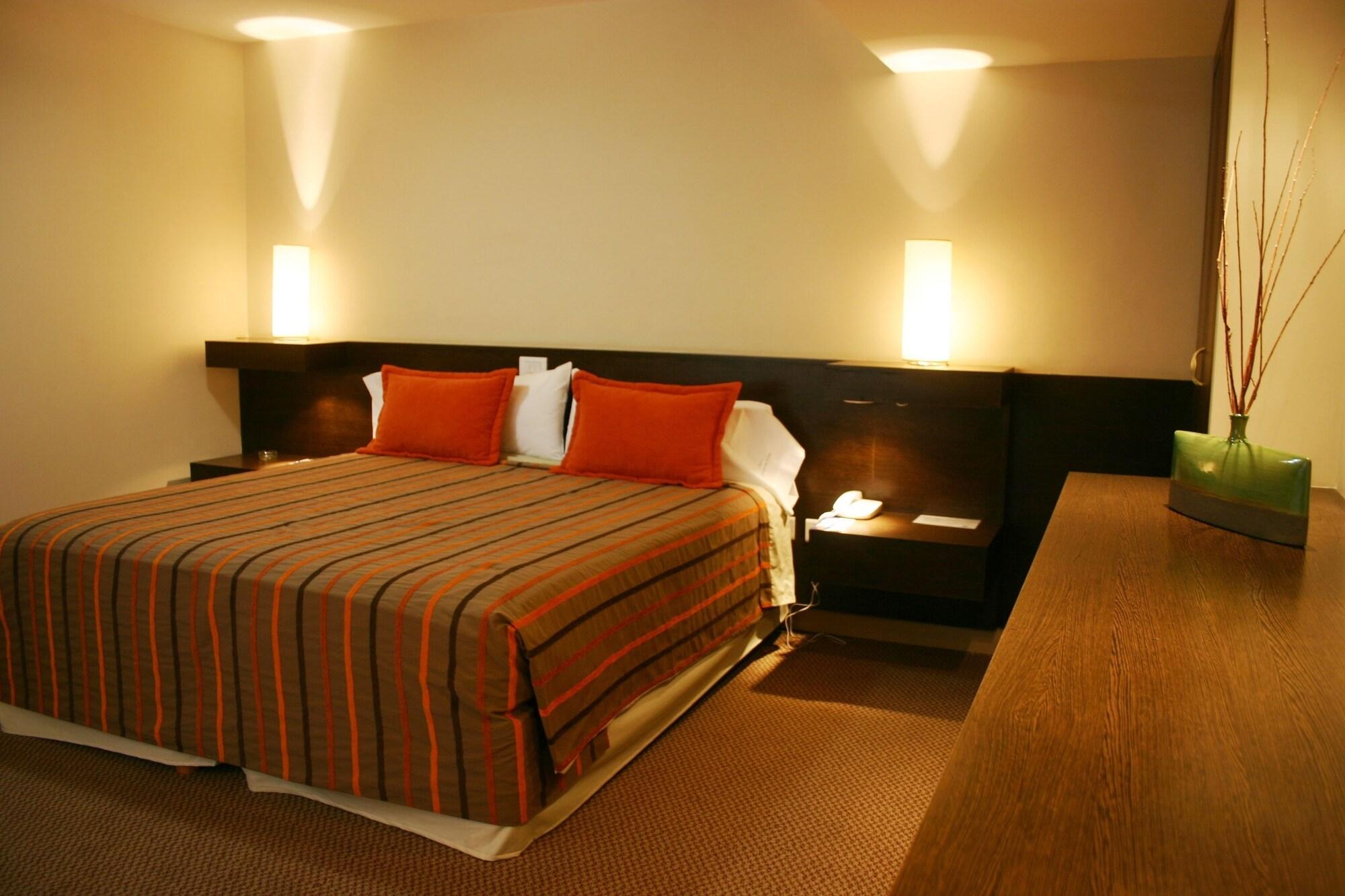 Varios Cordon del Plata