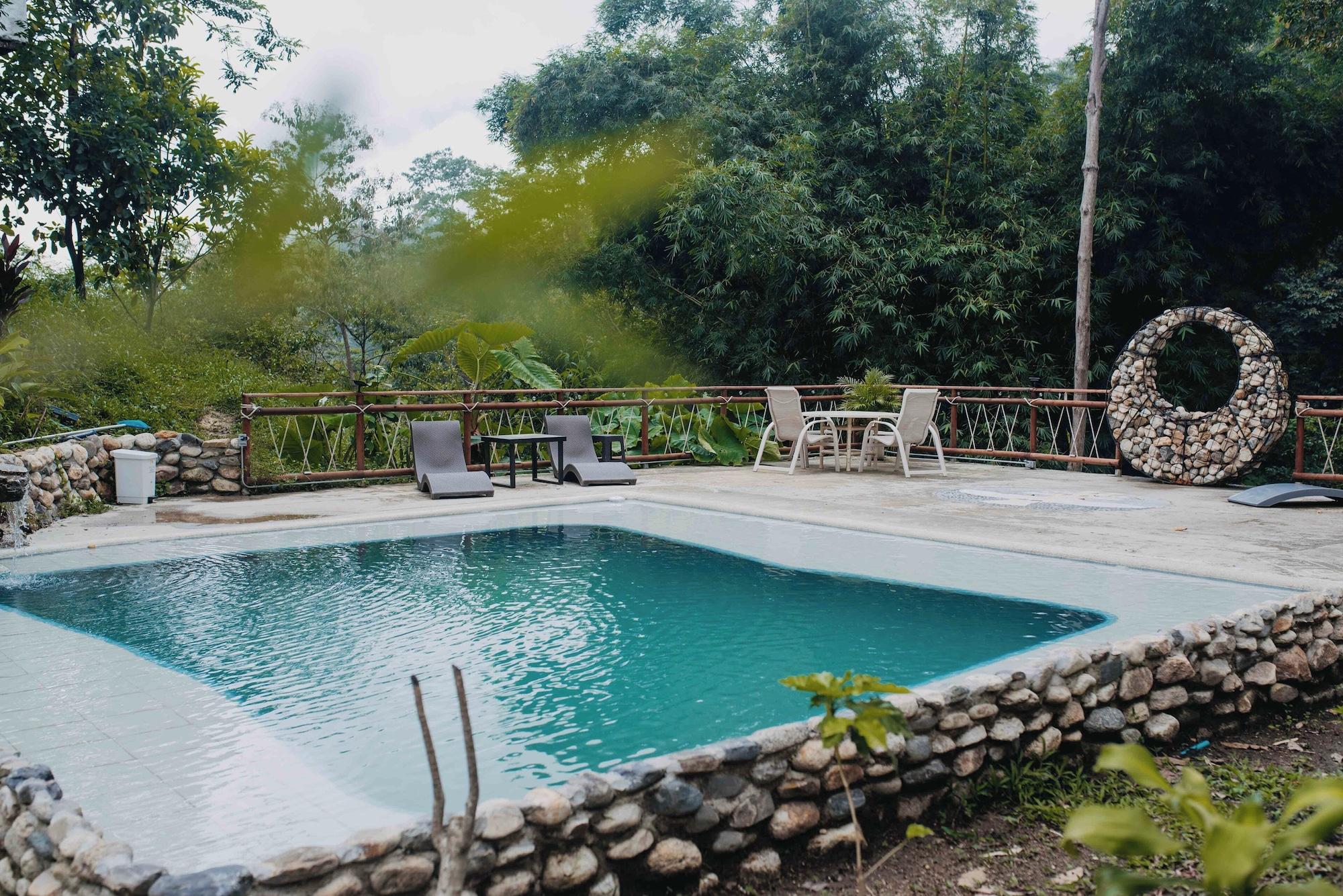 Vista Piscina COLORES DE LA SIERRA