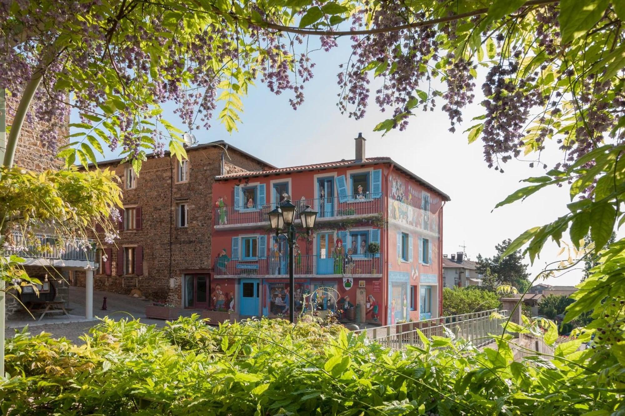 Vista Exterior Auberge de Clochemerle – Spa & restaurant gastronomique