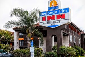 Alojamiento - Redondo Pier Inn