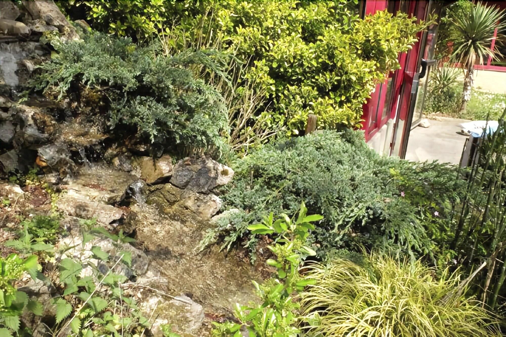 Vista Exterior Hôtel La Cascade