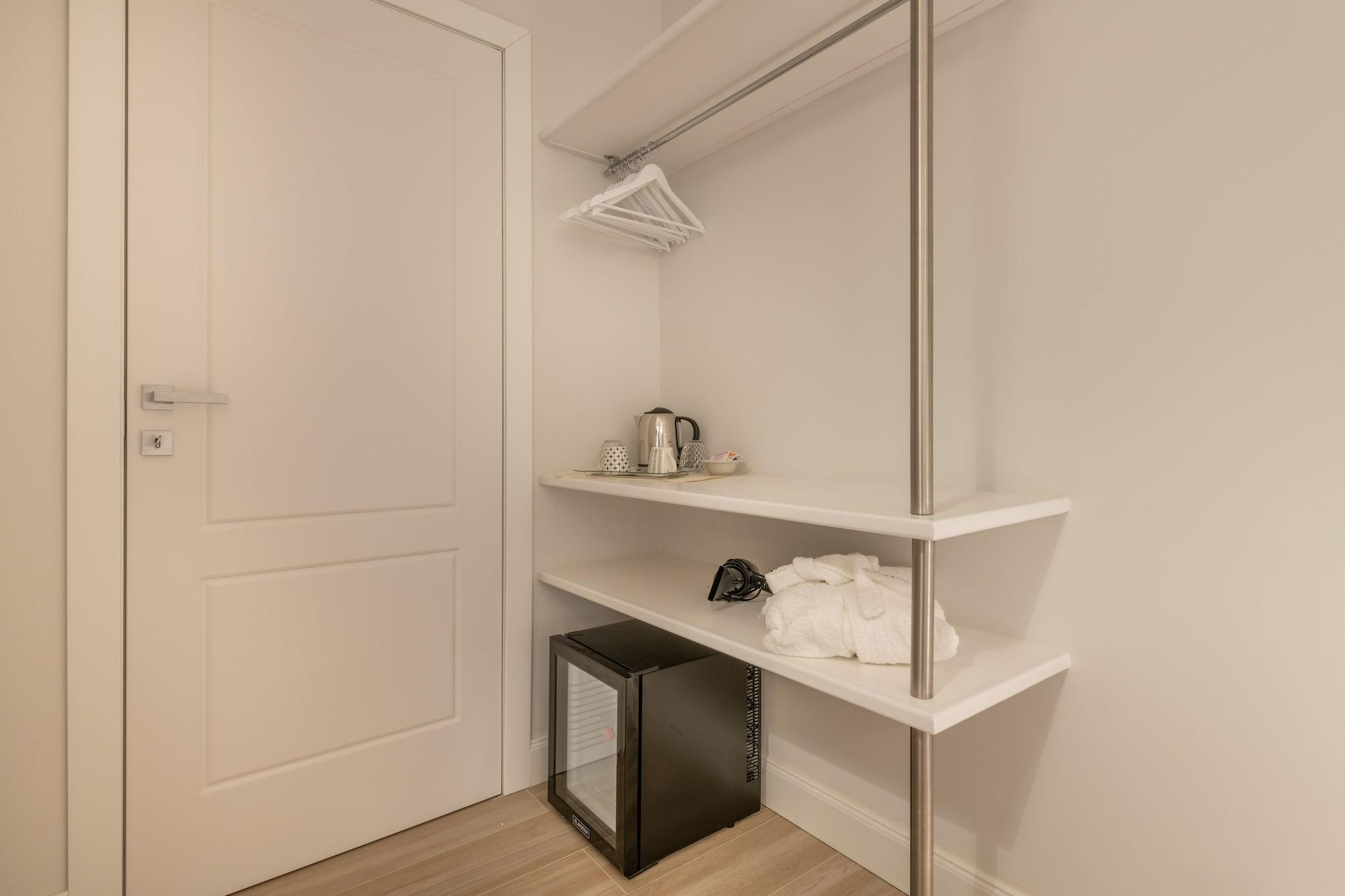 Set de Habitación AQUAMADRE Suites