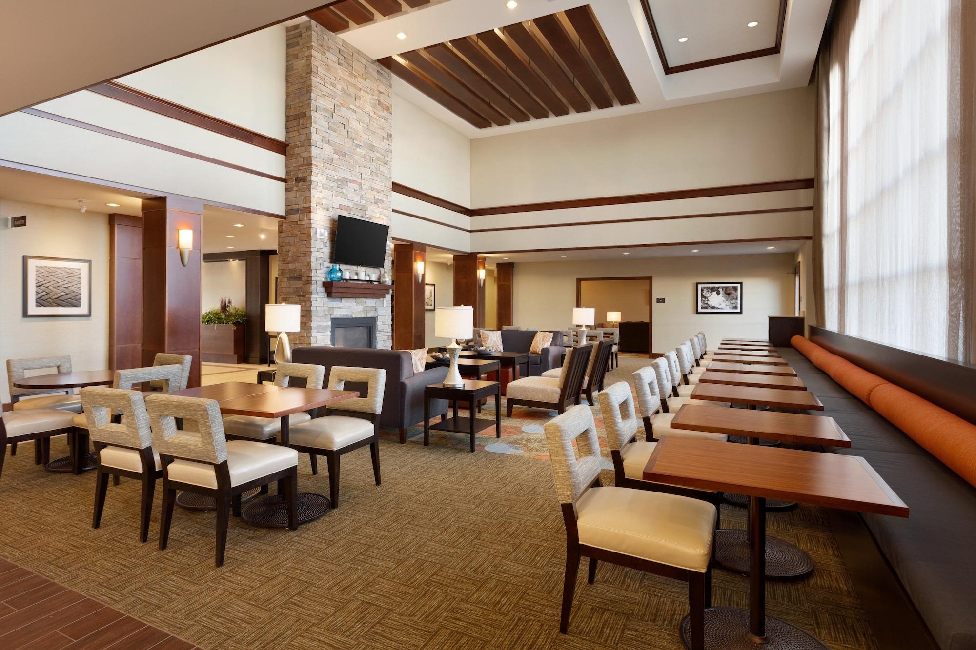 Restaurant Staybridge Suites Midland by IHG