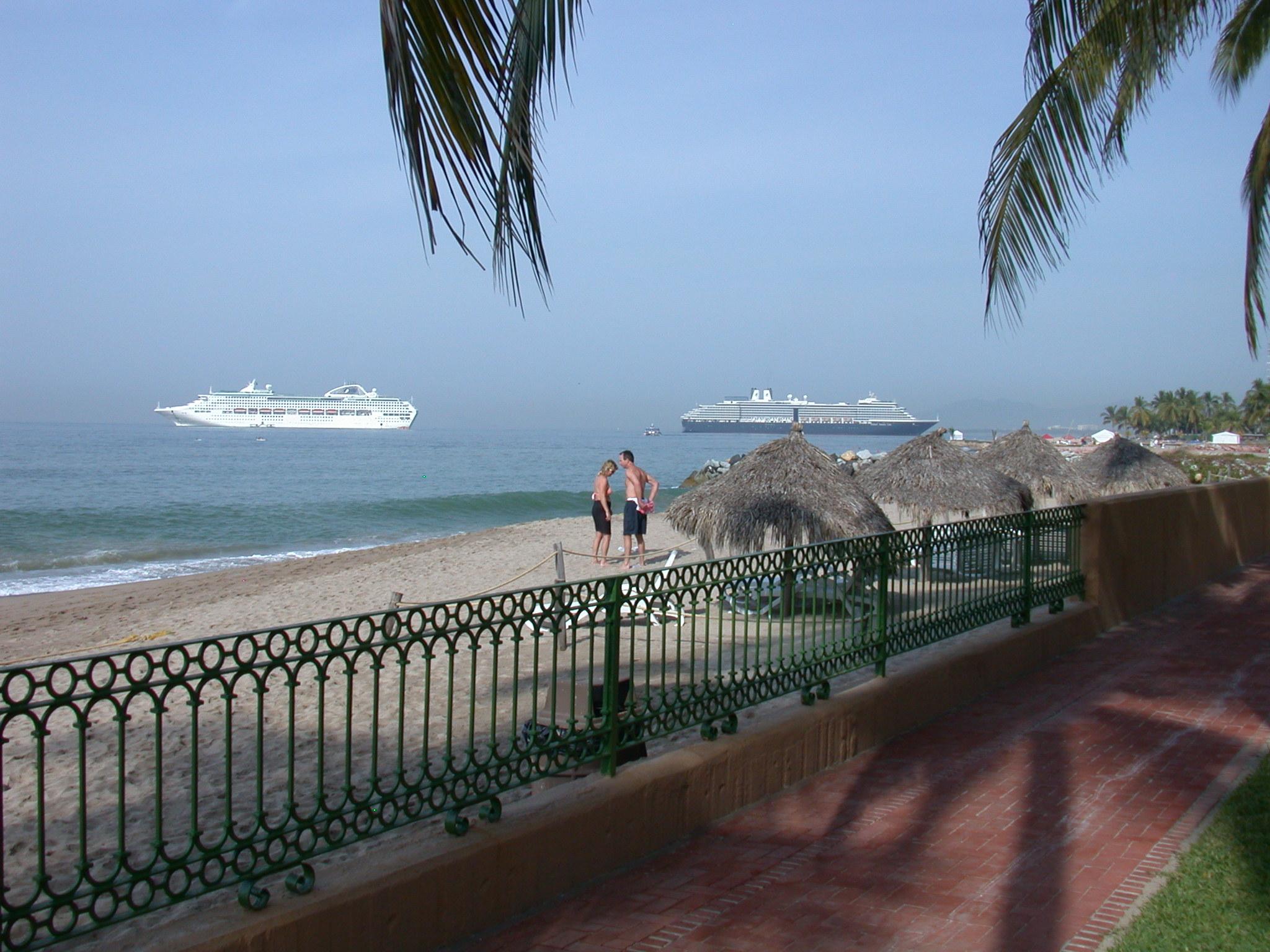 Playa Los Tules Resort