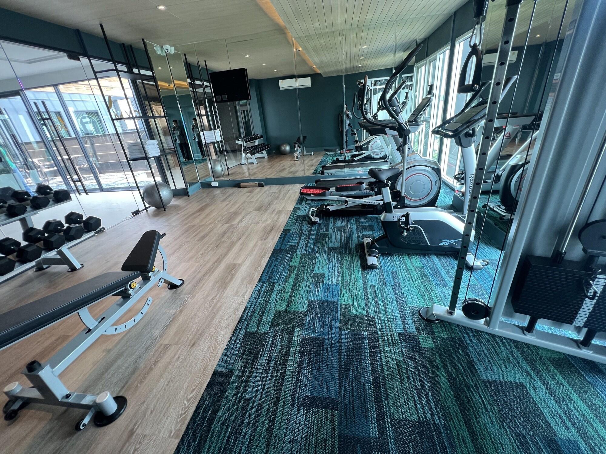 Gimnasio ARNI Skye Hotel