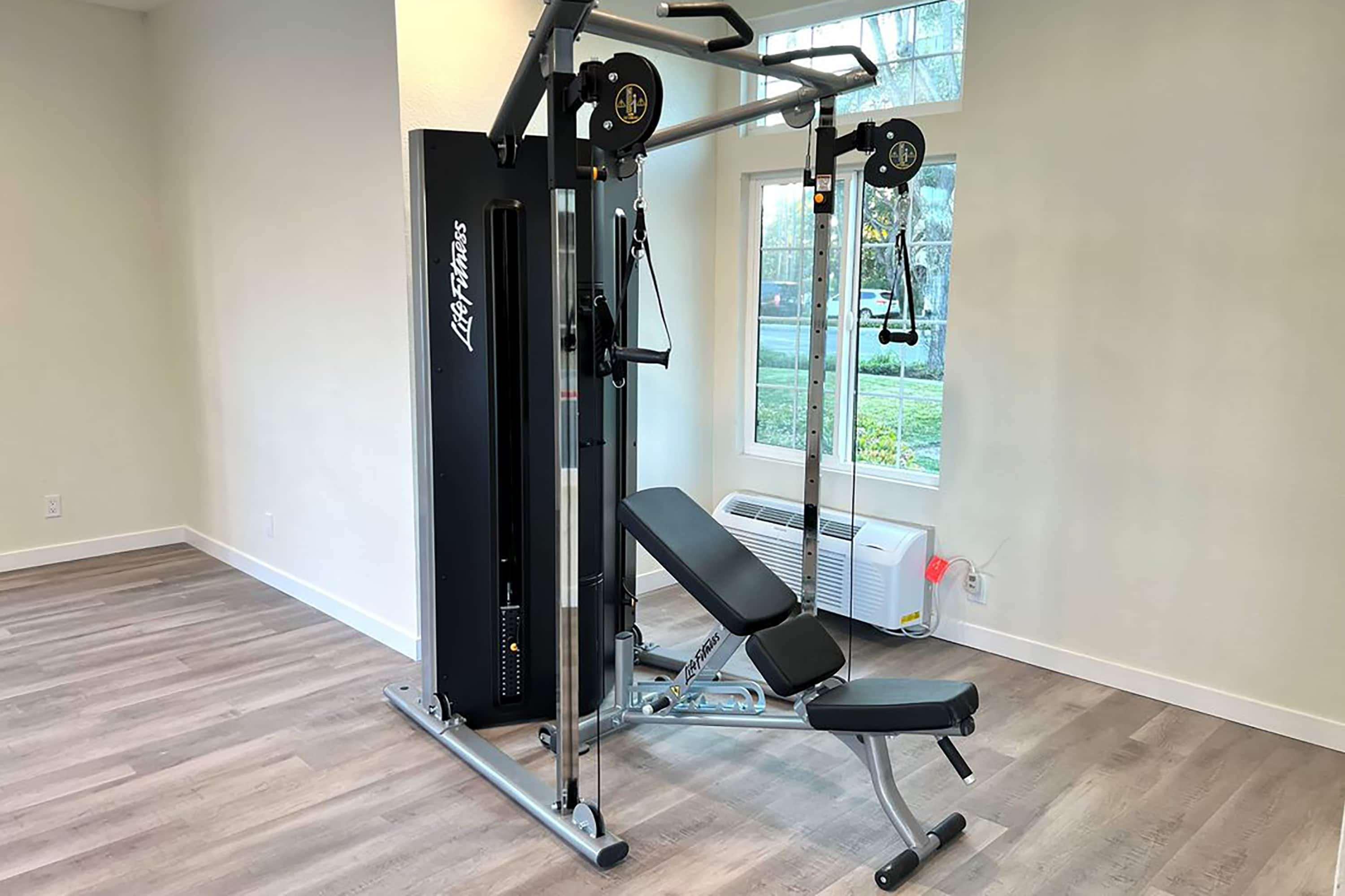 Instalaciones Recreativas Ramada by Wyndham Anaheim Convention Center