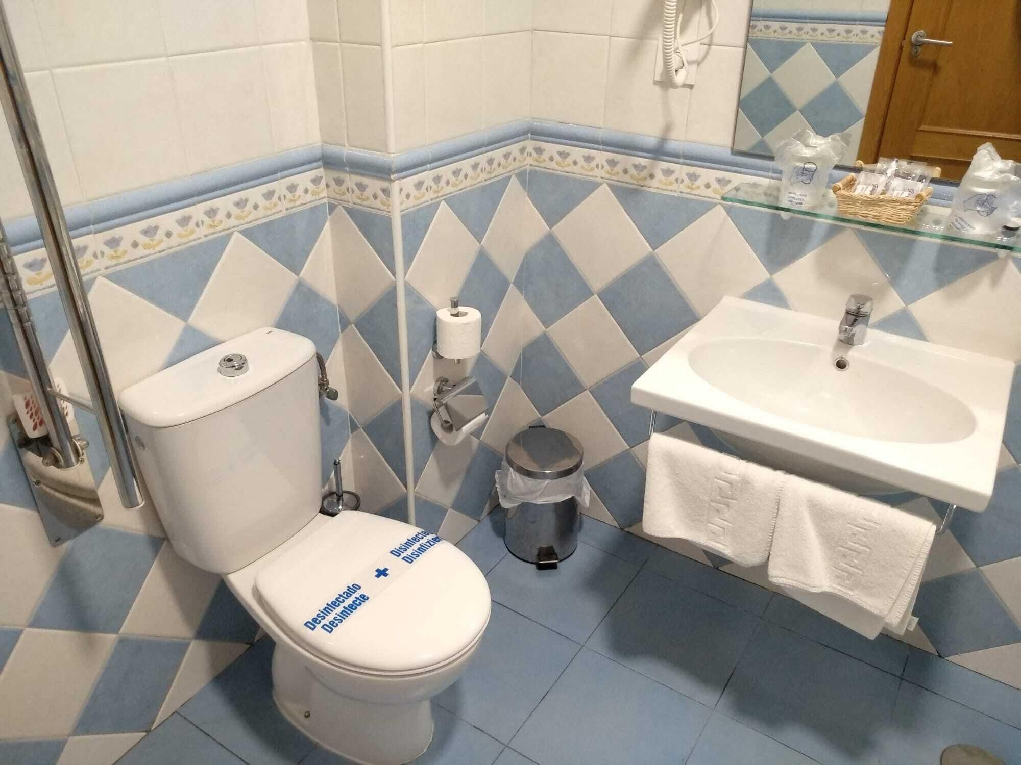 Equipamiento de Habitación Hotel Goya