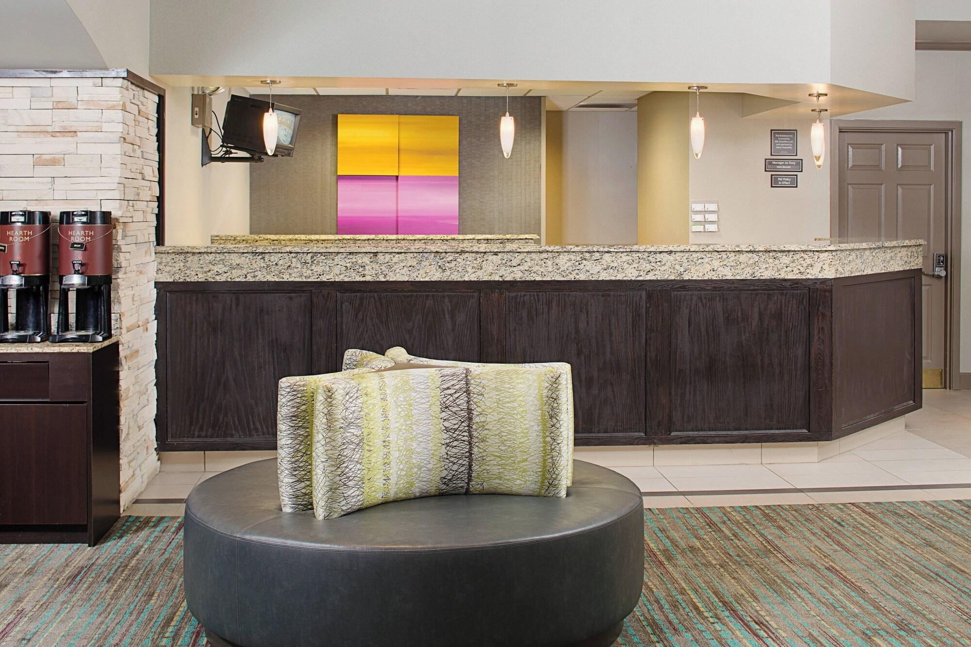 Vista Lobby Residence Inn by Marriott Detroit Livonia