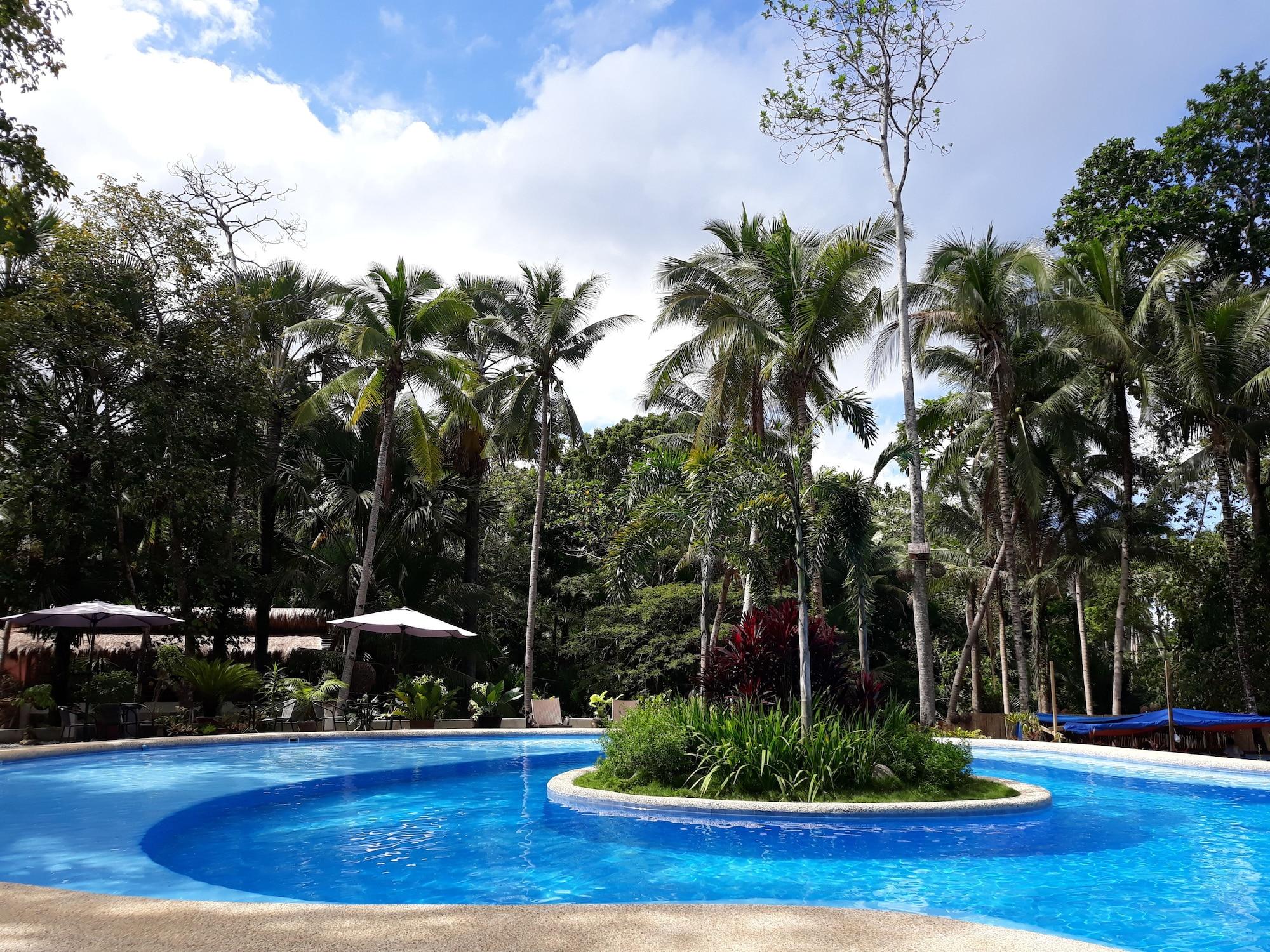 Varios Calape Forest Resort