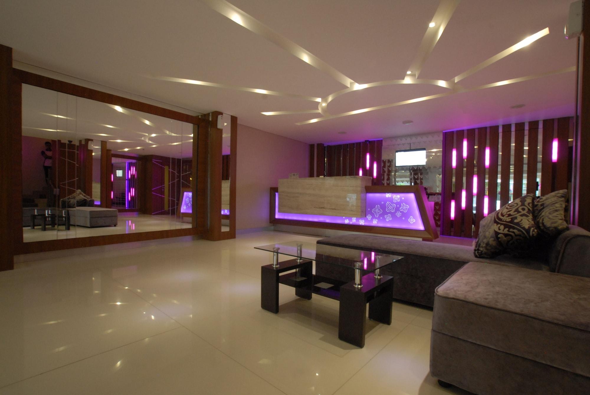 Vista Lobby Vio Veteran