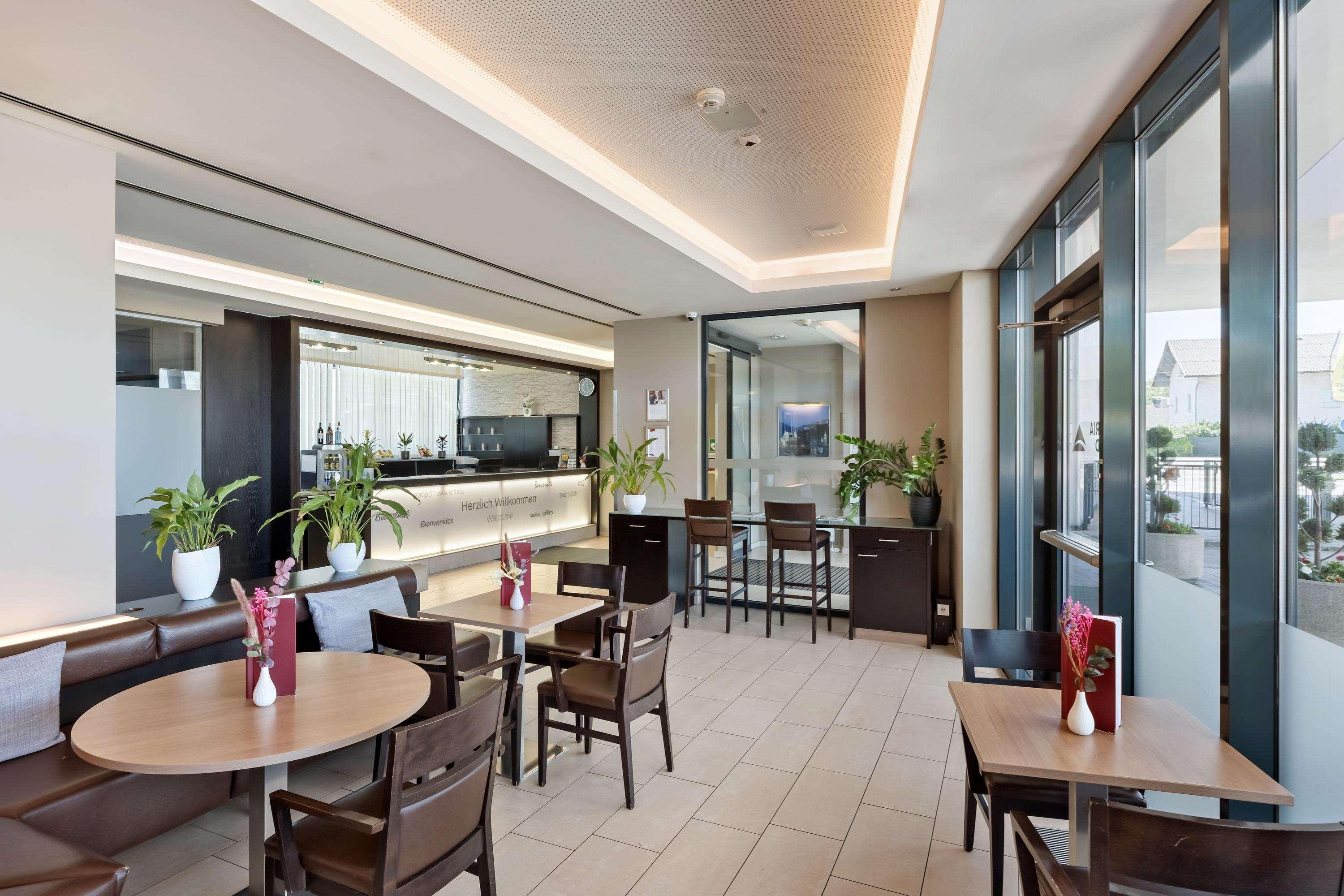 Bar/Salón Austria Trend Hotel Salzburg Messe