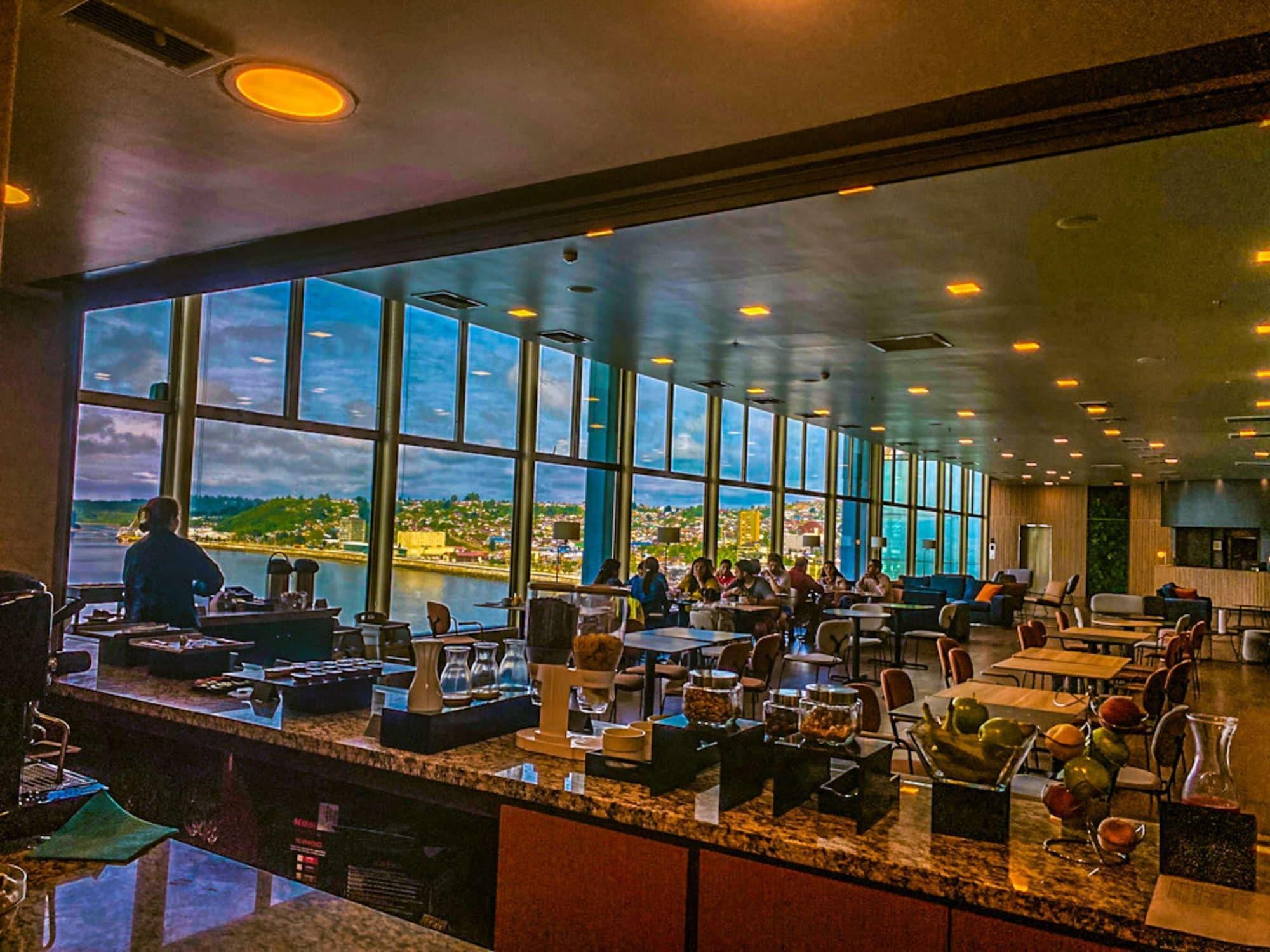 Restaurant Novotel Puerto Montt