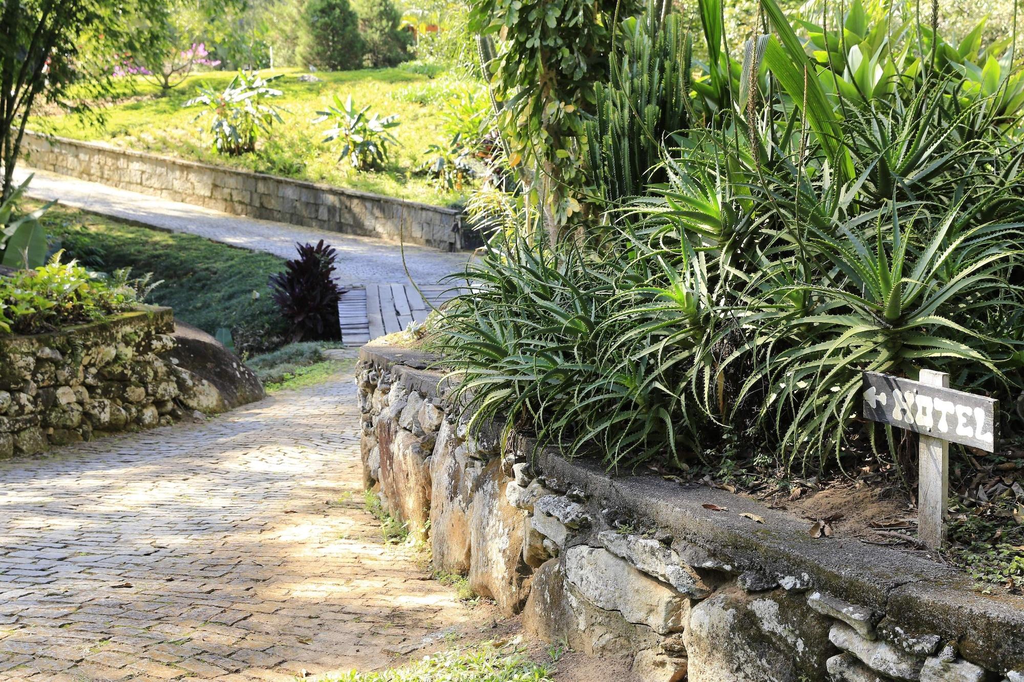 Vista Exterior Hotel Fazenda Auberge Suisse